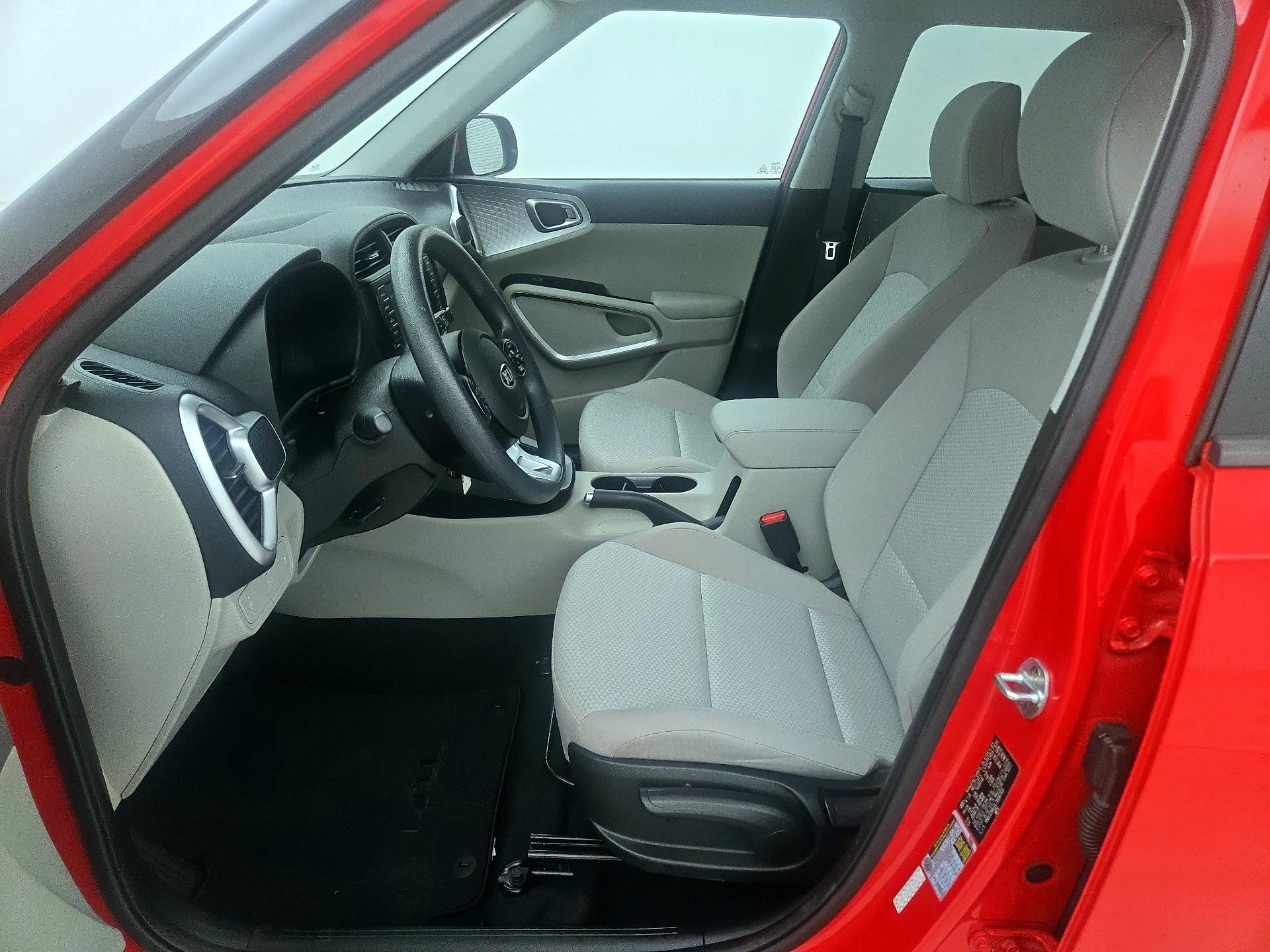 Thumbnail: 2020 Kia Soul - 11