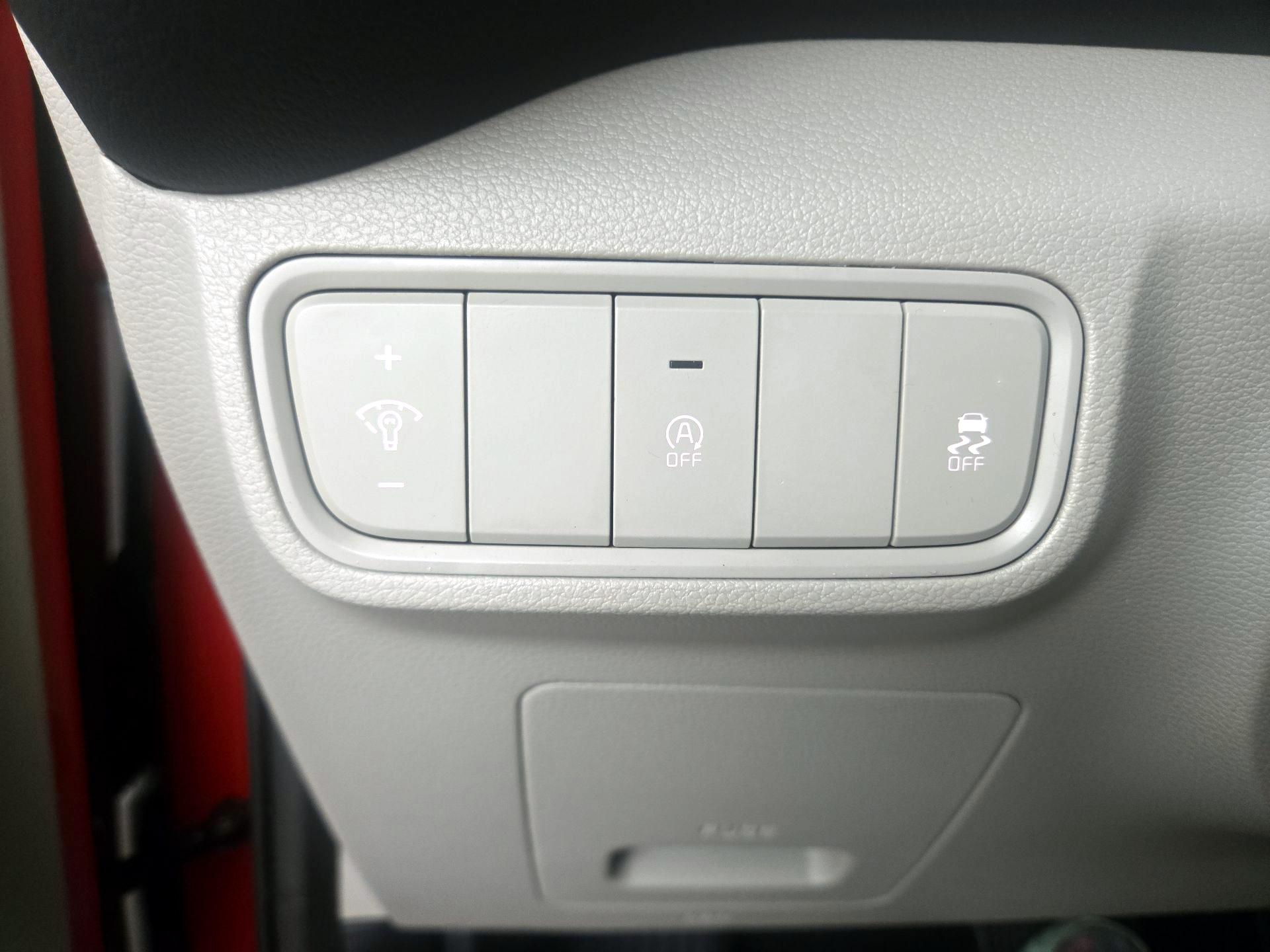 Thumbnail: 2020 Kia Soul - 13