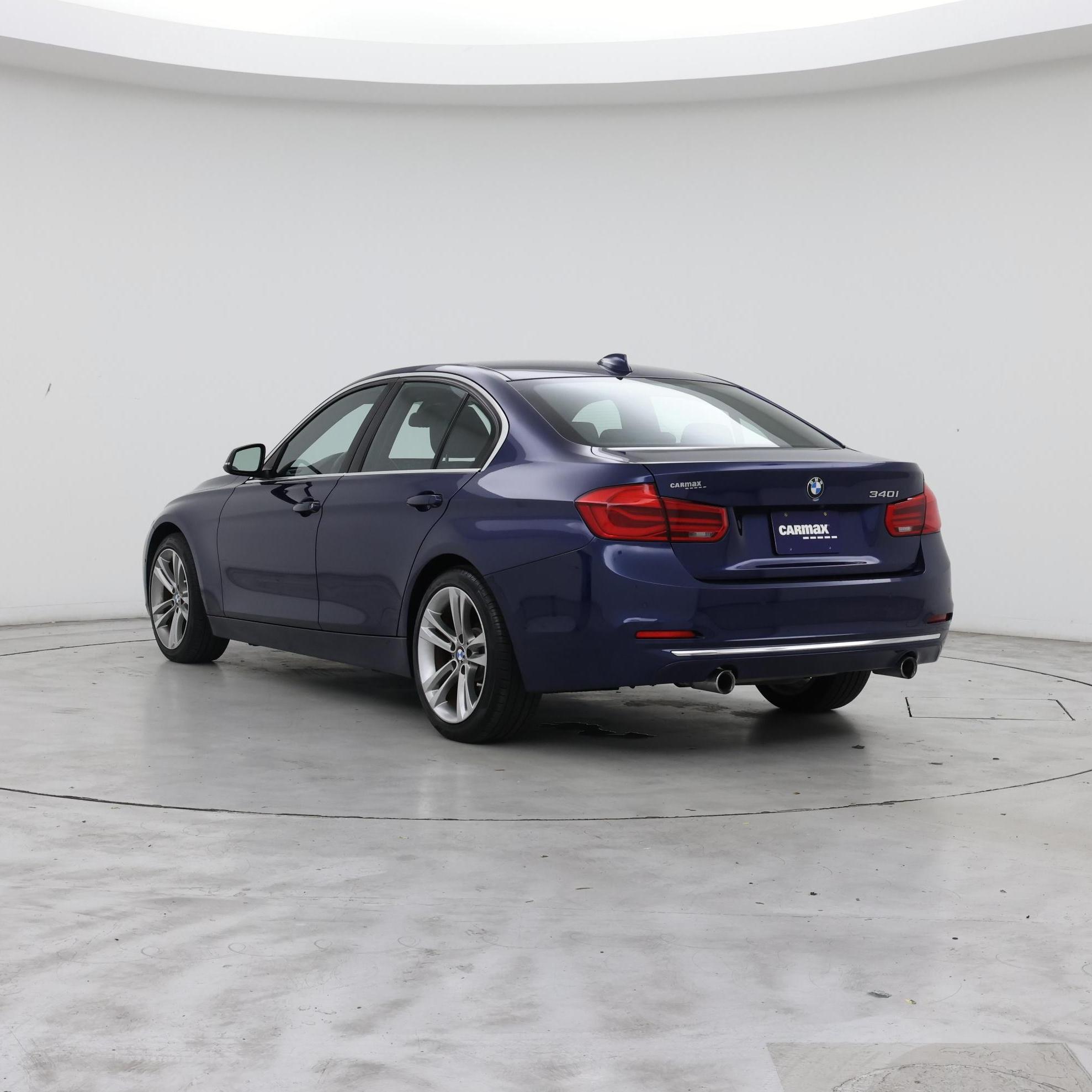 Thumbnail: 2016 BMW 3 Series - 2