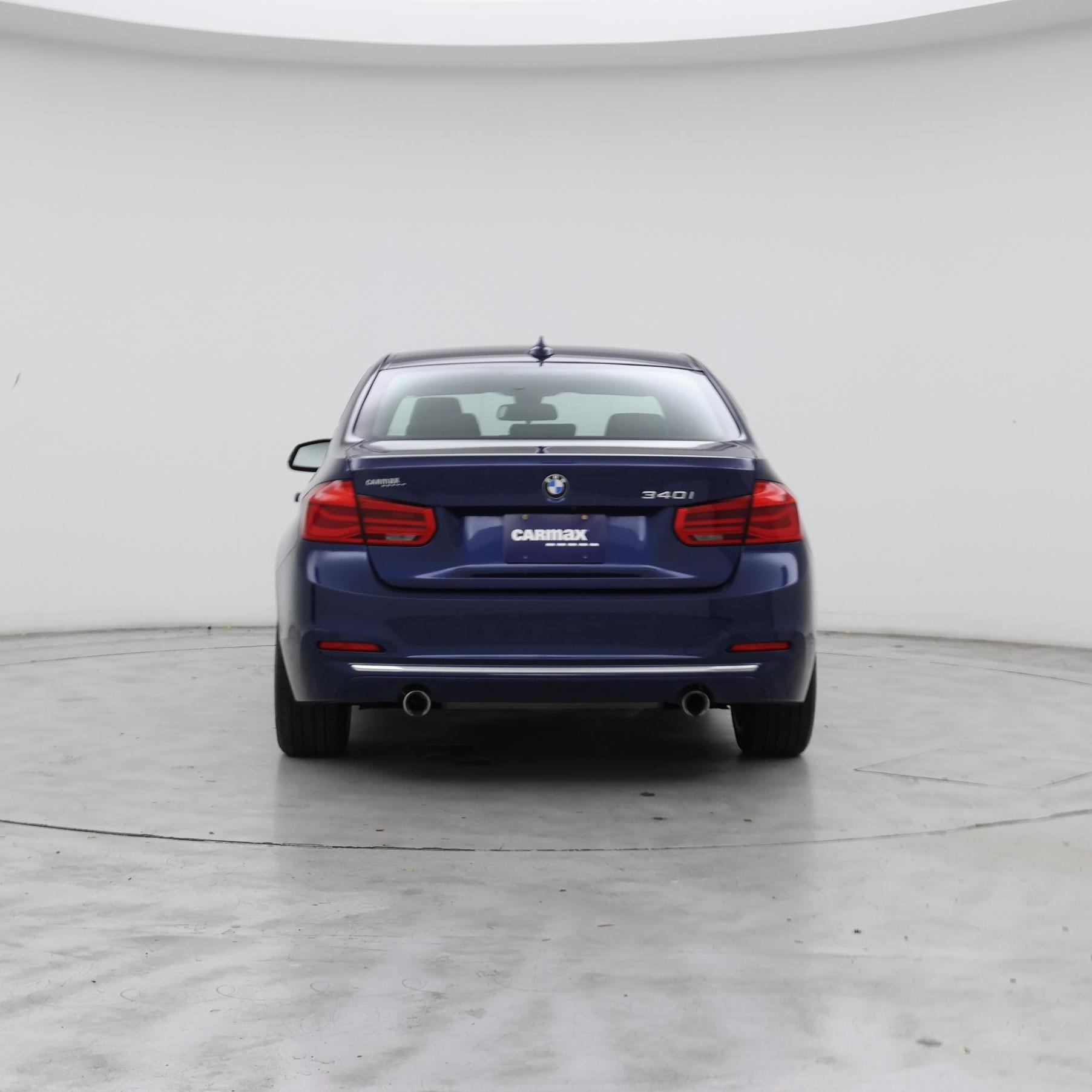 Thumbnail: 2016 BMW 3 Series - 6