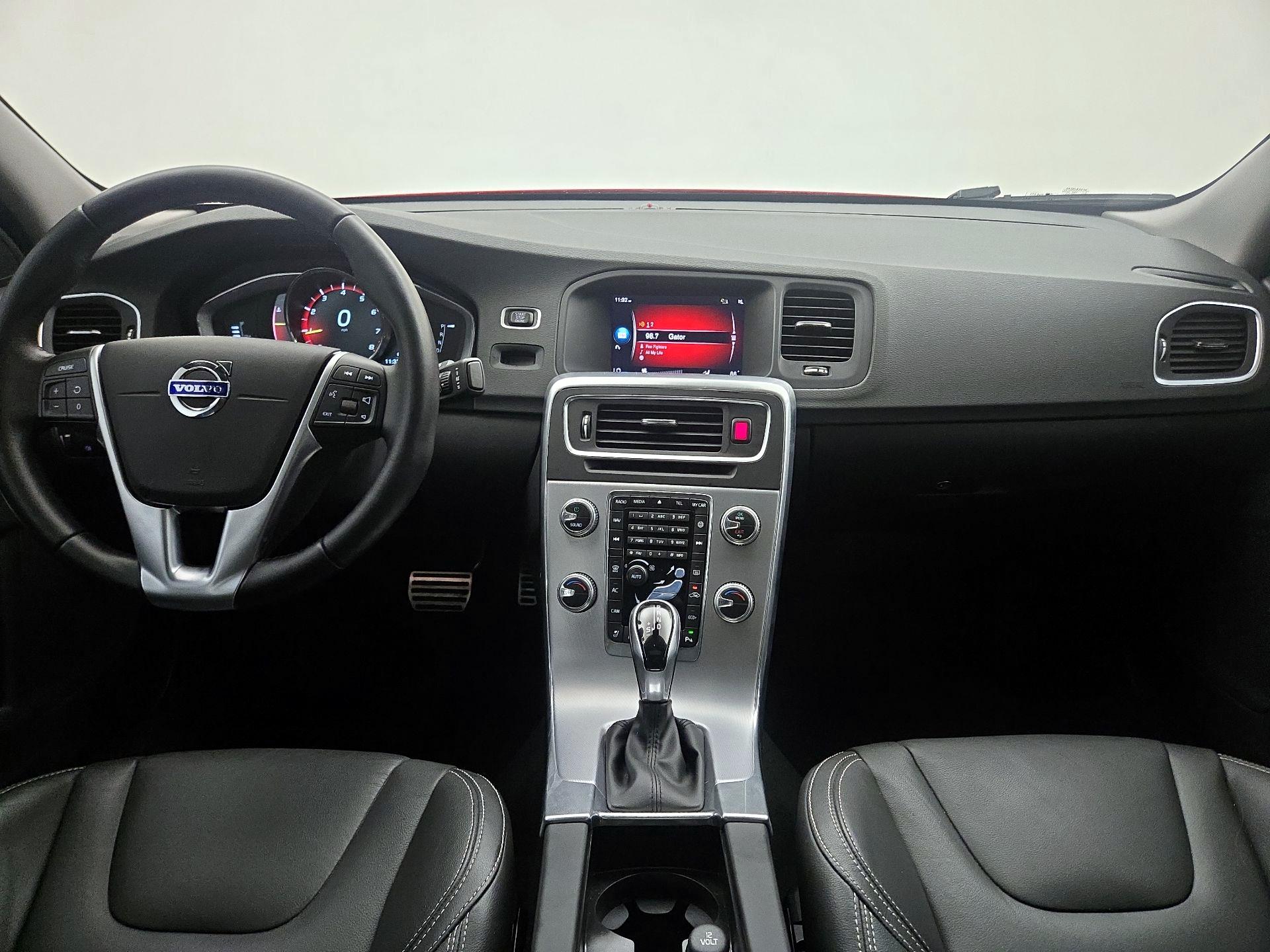 Thumbnail: 2017 Volvo S60 - 9