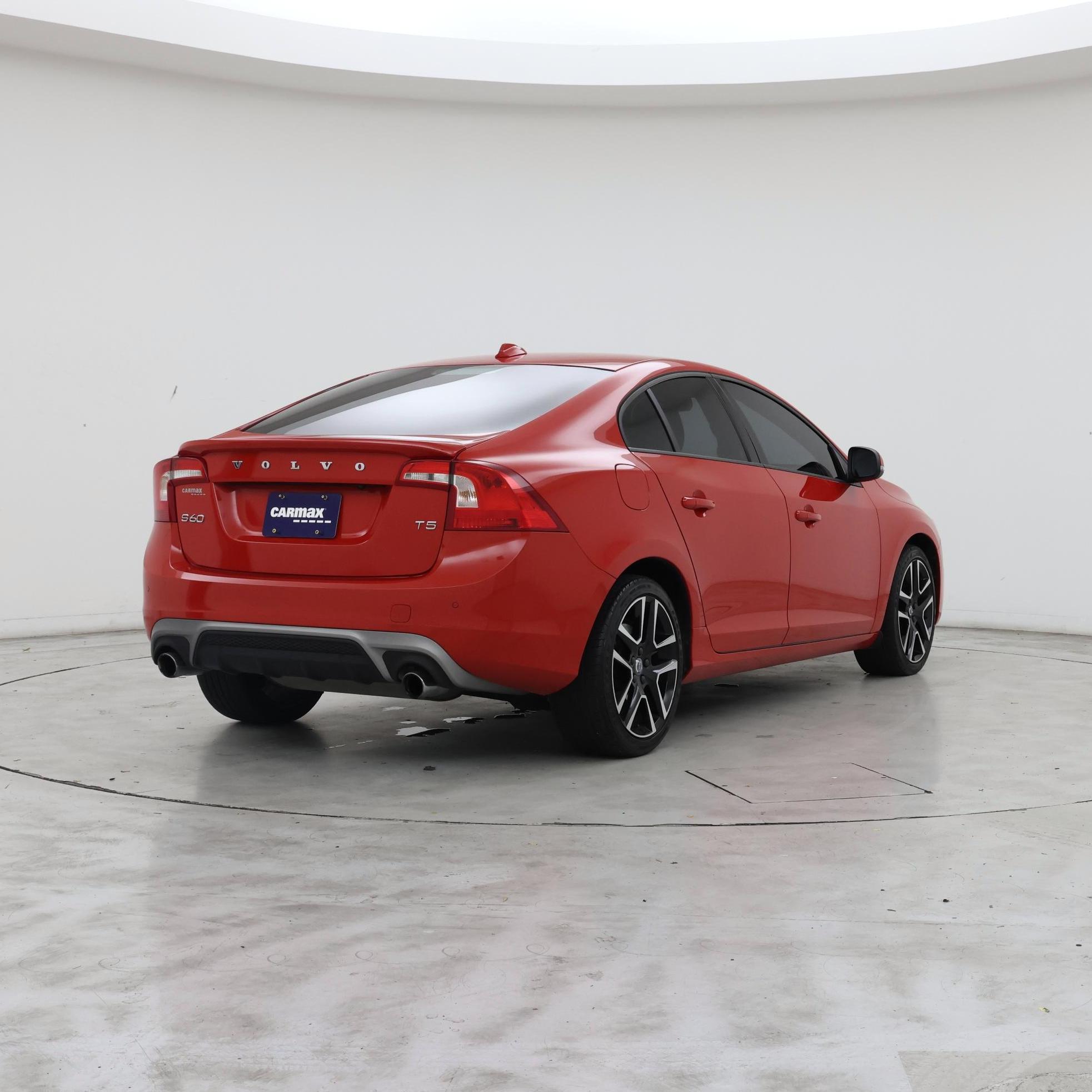 Thumbnail: 2017 Volvo S60 - 8