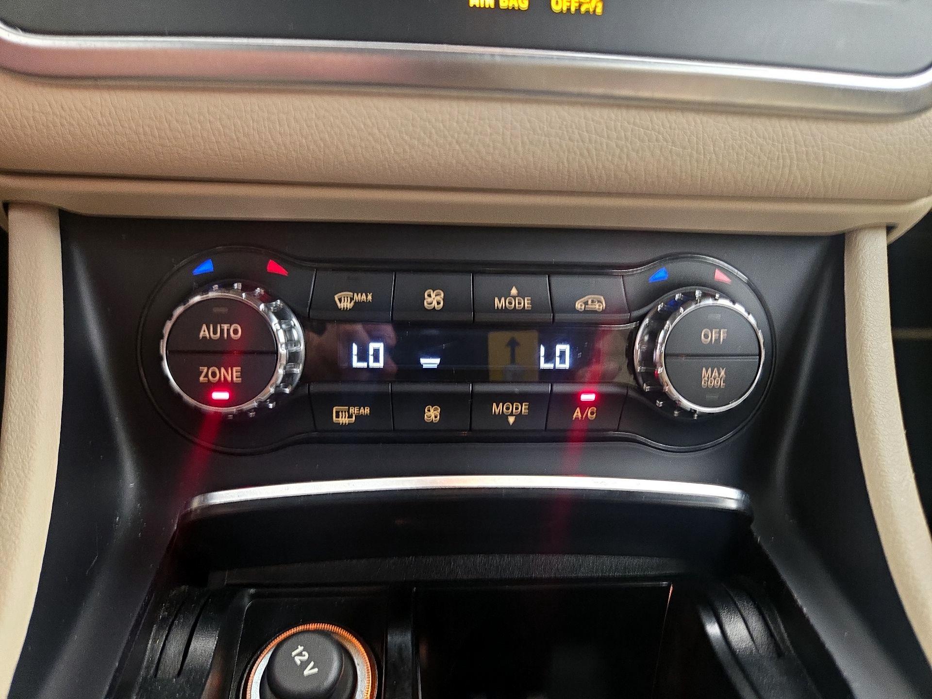 Thumbnail: 2018 Mercedes-Benz CLA - 16