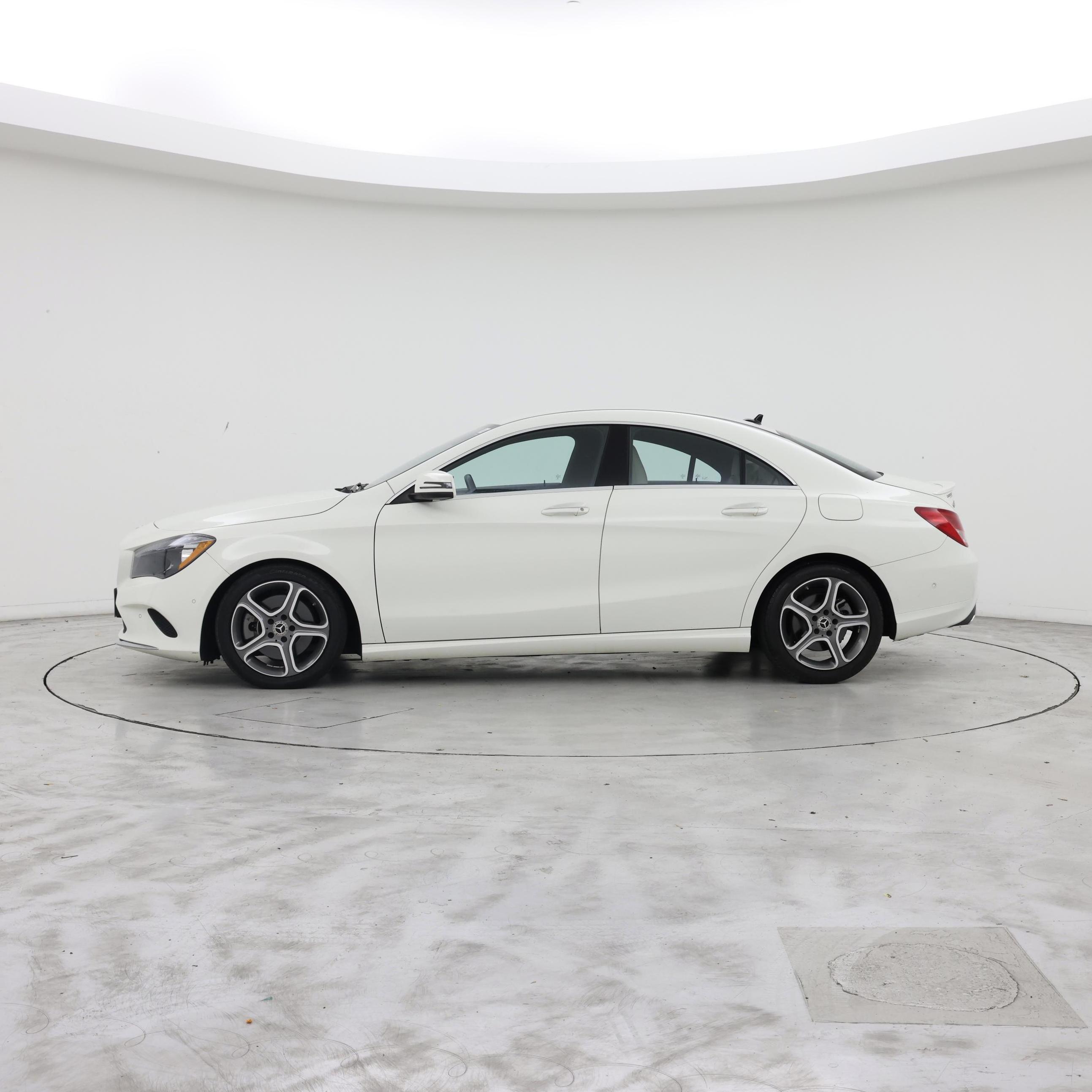 Thumbnail: 2018 Mercedes-Benz CLA - 3