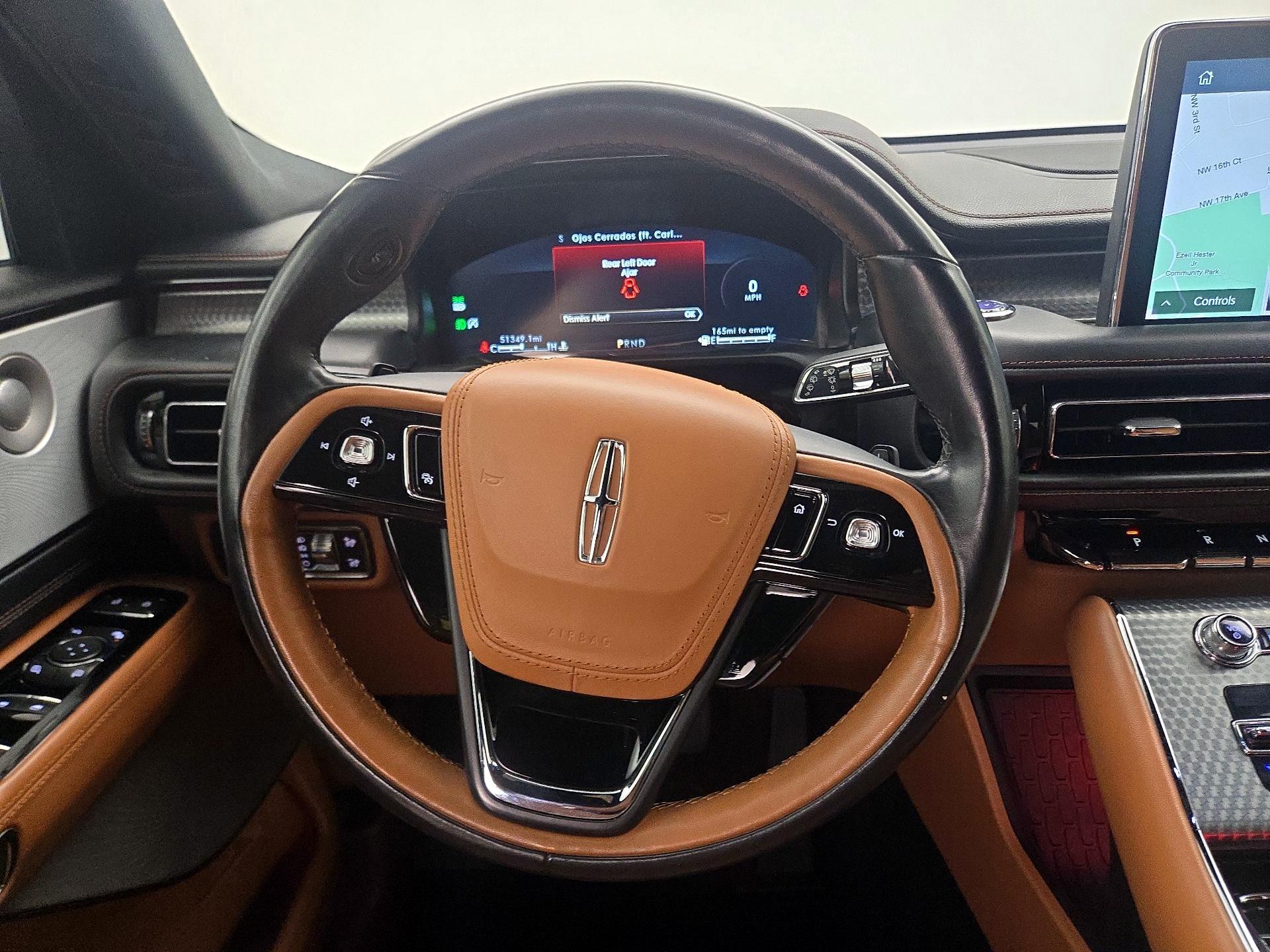 Thumbnail: 2020 Lincoln Aviator - 10