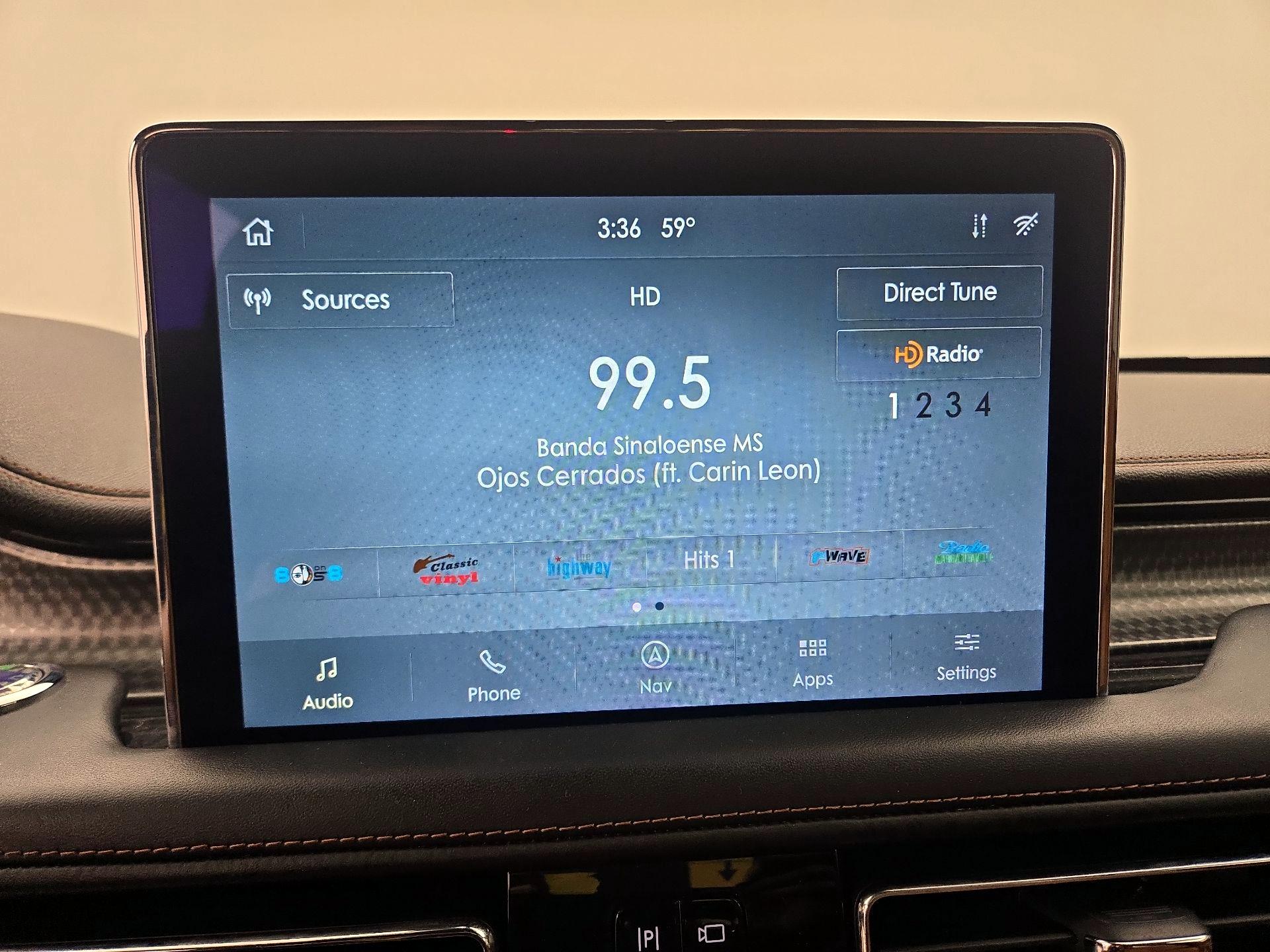 Thumbnail: 2020 Lincoln Aviator - 16