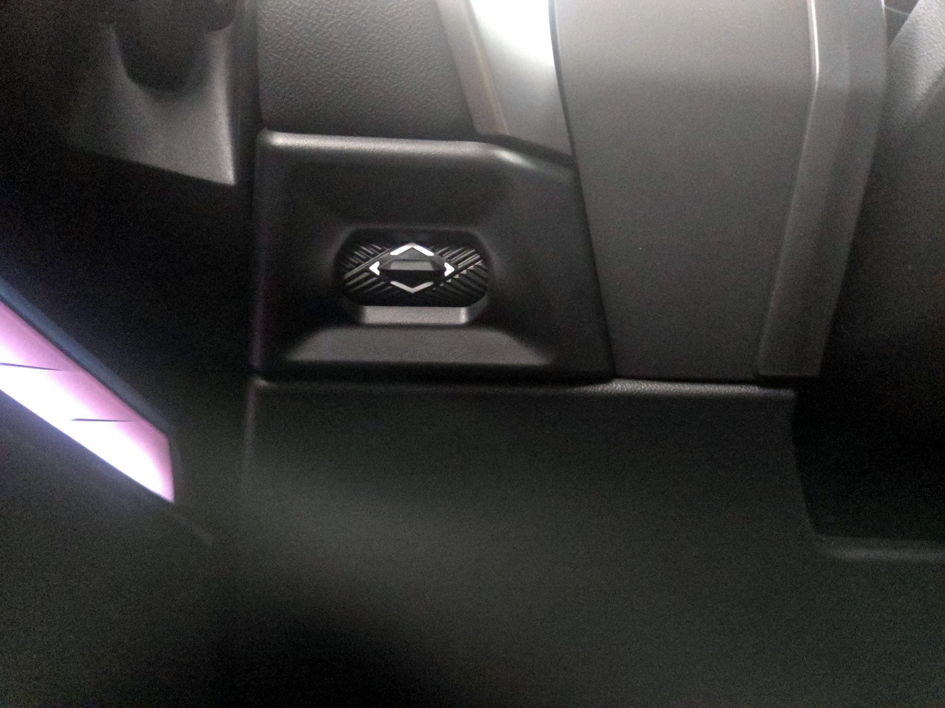 Thumbnail: 2025 BMW X3 - 13