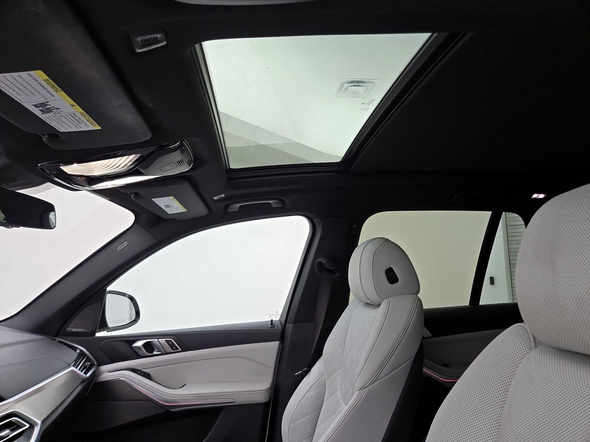 Thumbnail: 2023 BMW X5 - 20