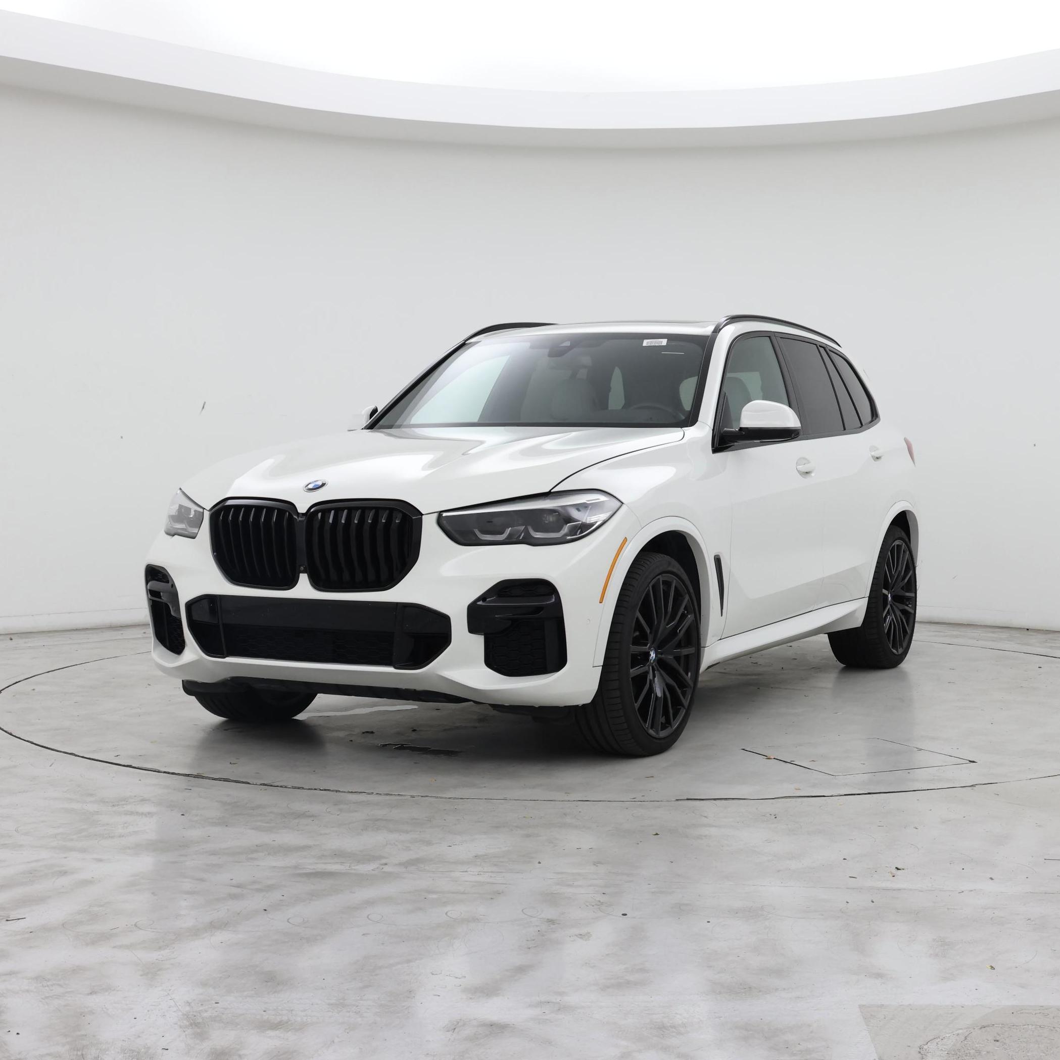 Thumbnail: 2023 BMW X5 - 4