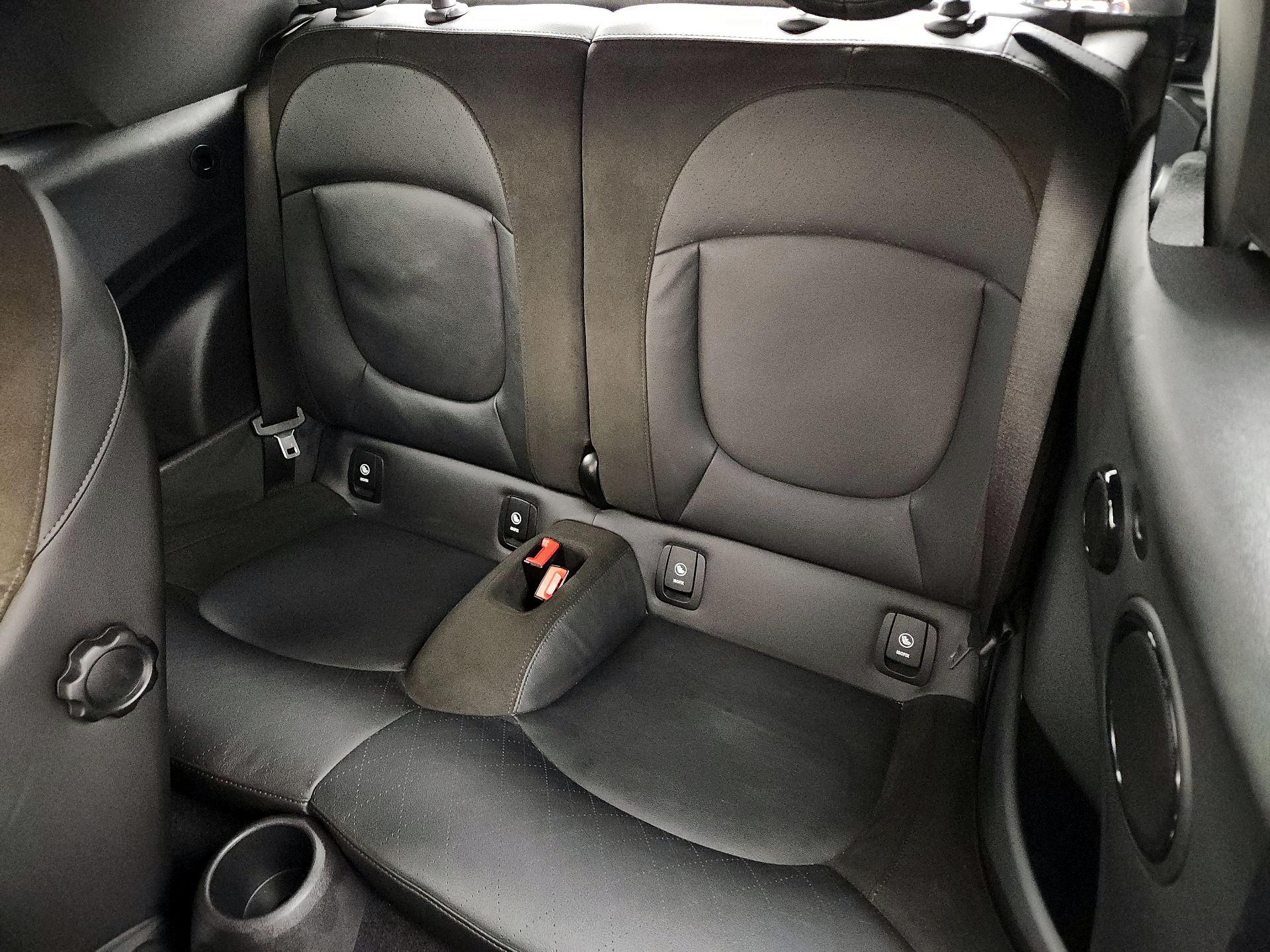 Thumbnail: 2021 MINI Cooper - 19