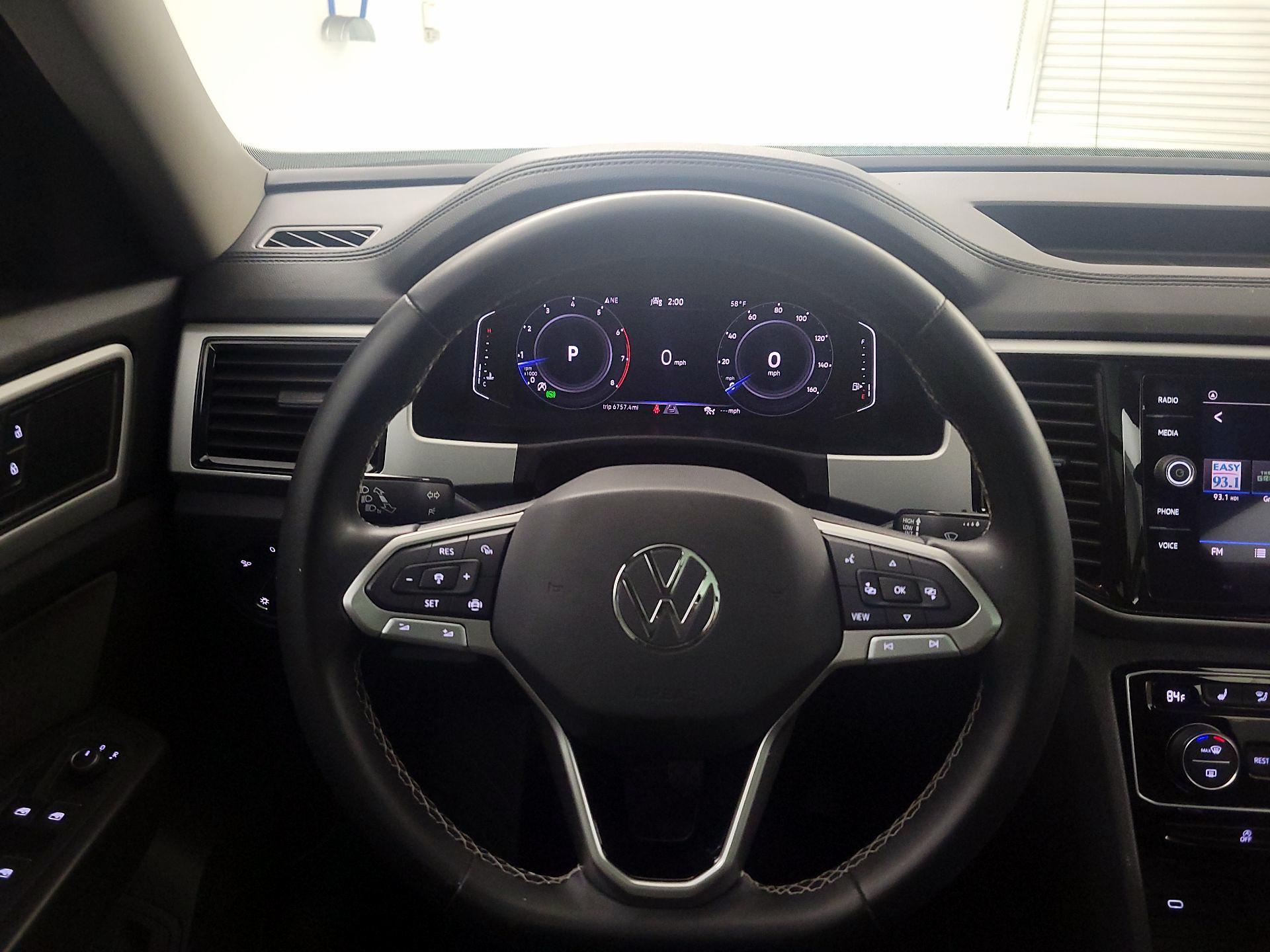 Thumbnail: 2023 Volkswagen Atlas - 10