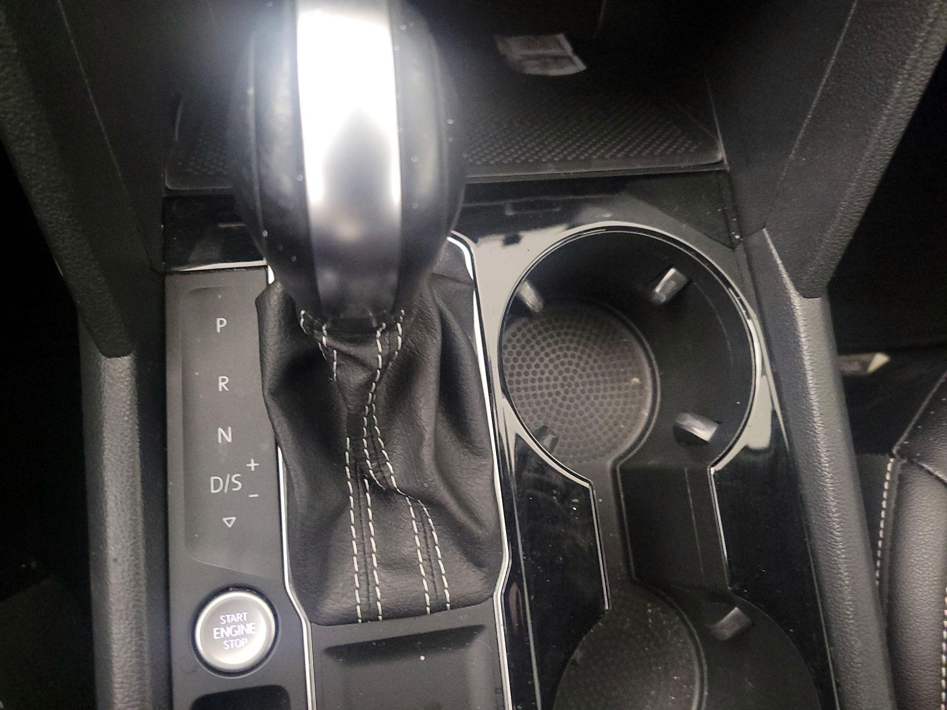 Thumbnail: 2023 Volkswagen Atlas - 17