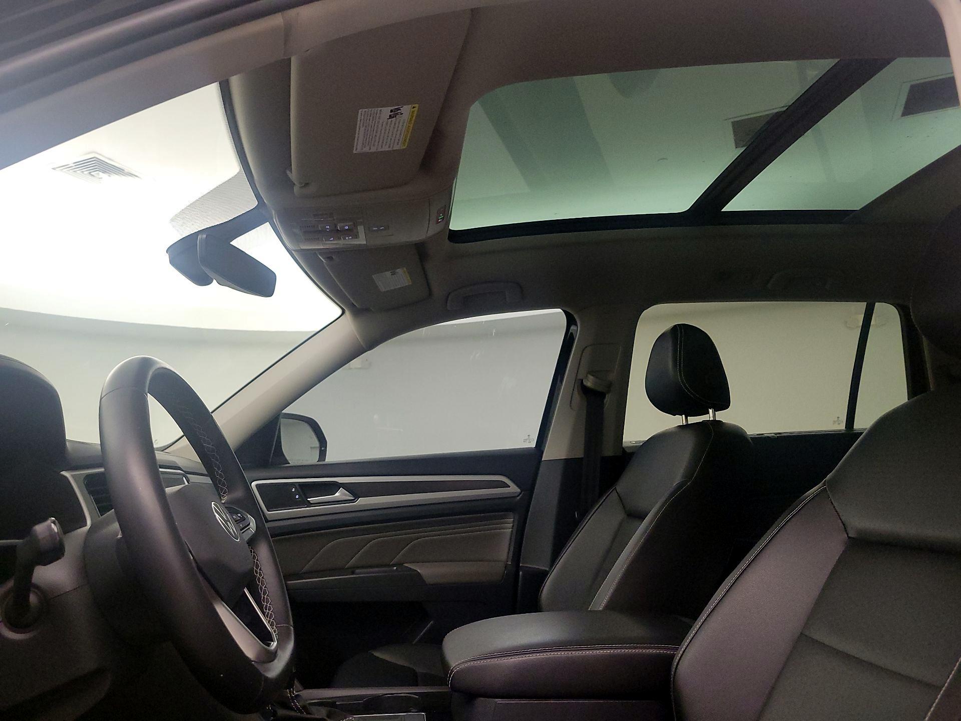 Thumbnail: 2023 Volkswagen Atlas - 19