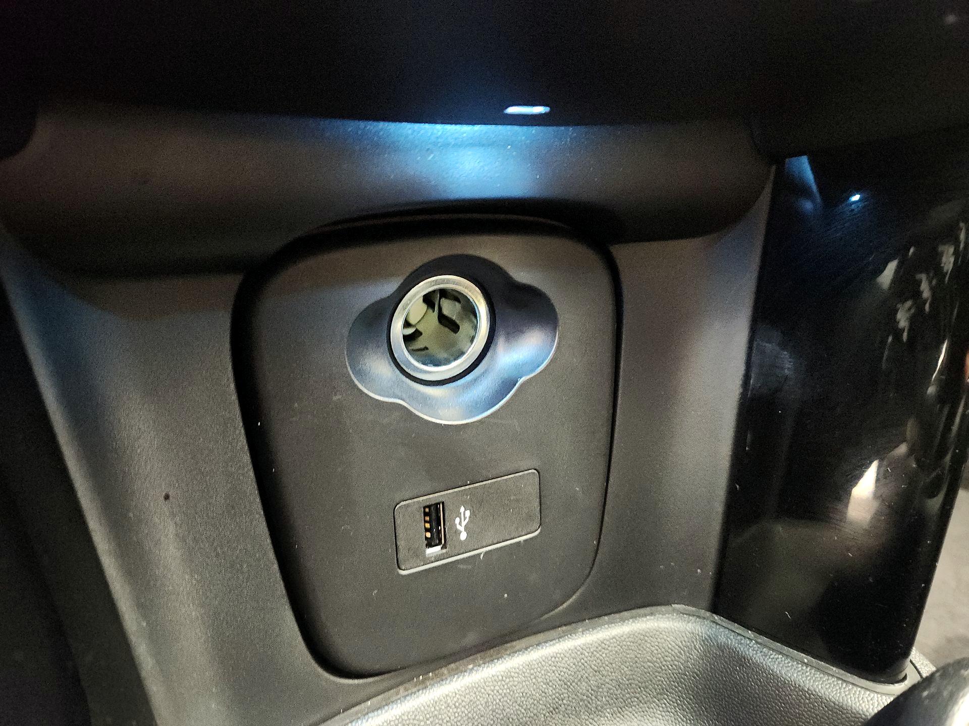 Thumbnail: 2023 MINI Cooper Hardtop - 18