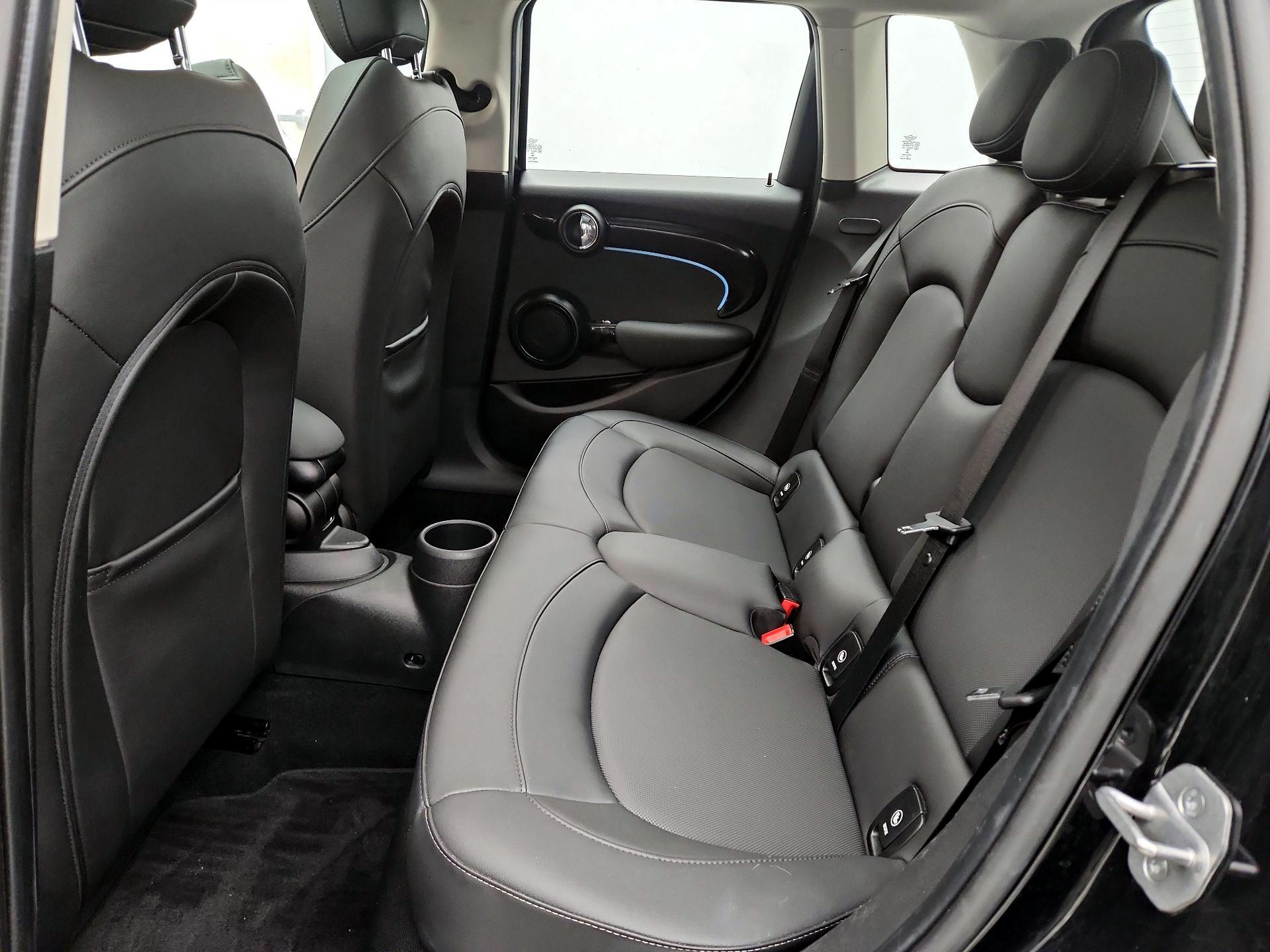 Thumbnail: 2023 MINI Cooper Hardtop - 20