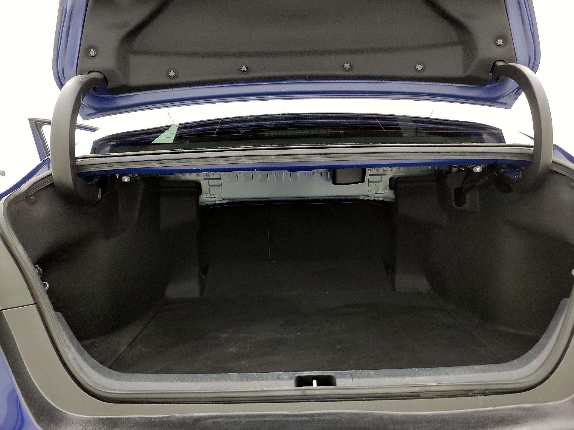 Thumbnail: 2023 Toyota Camry - 20