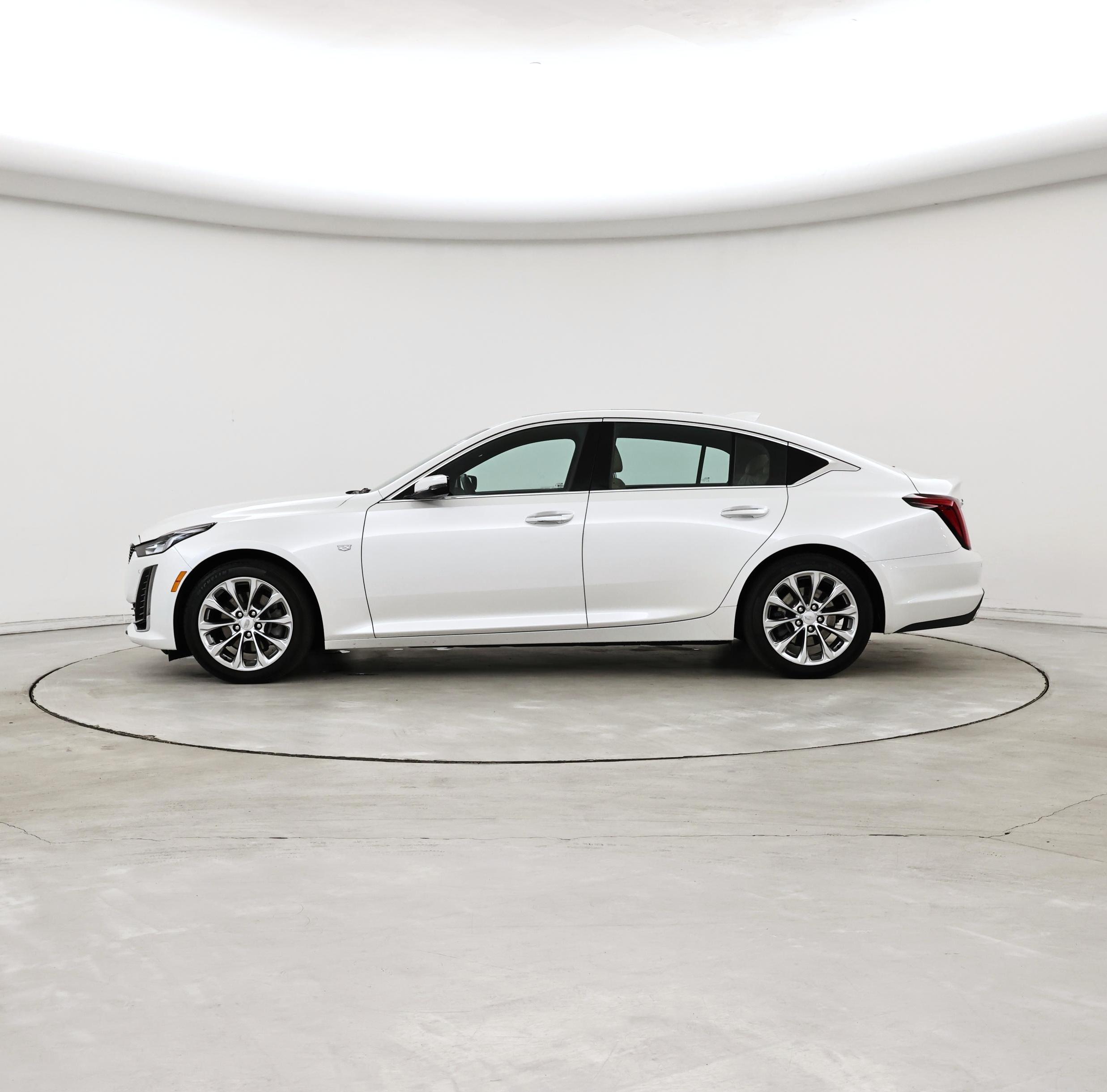 Thumbnail: 2022 Cadillac CT5 - 3