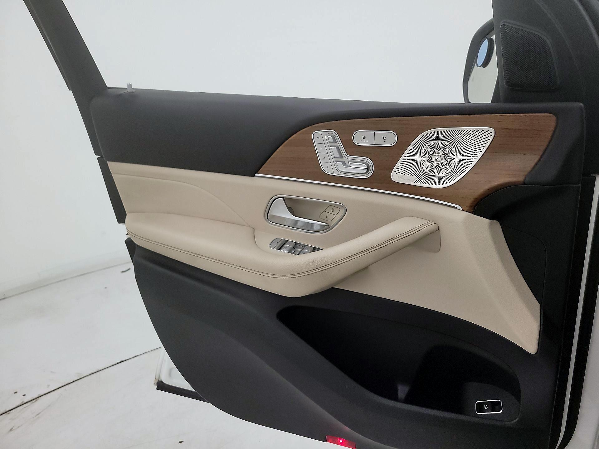 Thumbnail: 2021 Mercedes-Benz GLE - 12