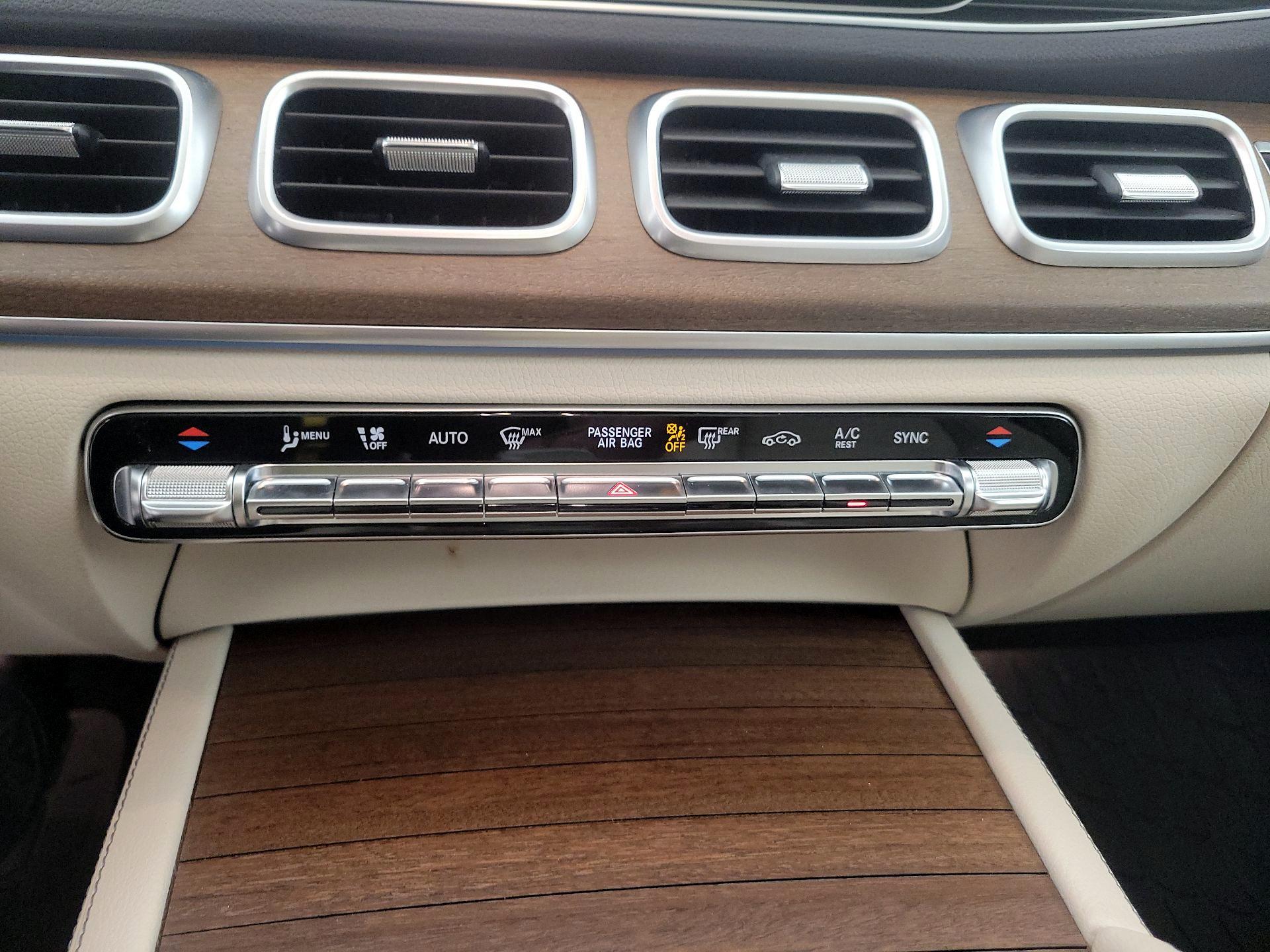 Thumbnail: 2021 Mercedes-Benz GLE - 17