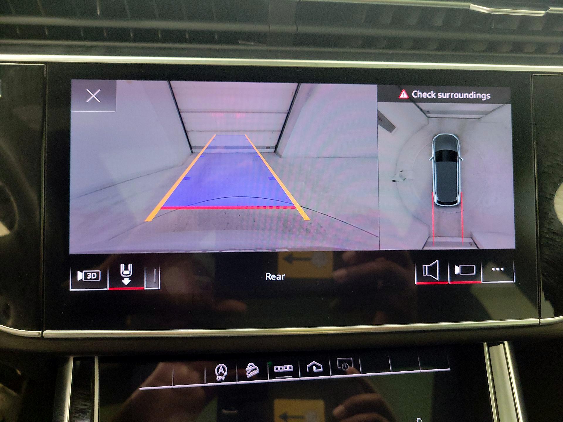 Thumbnail: 2023 Audi Q7 - 15