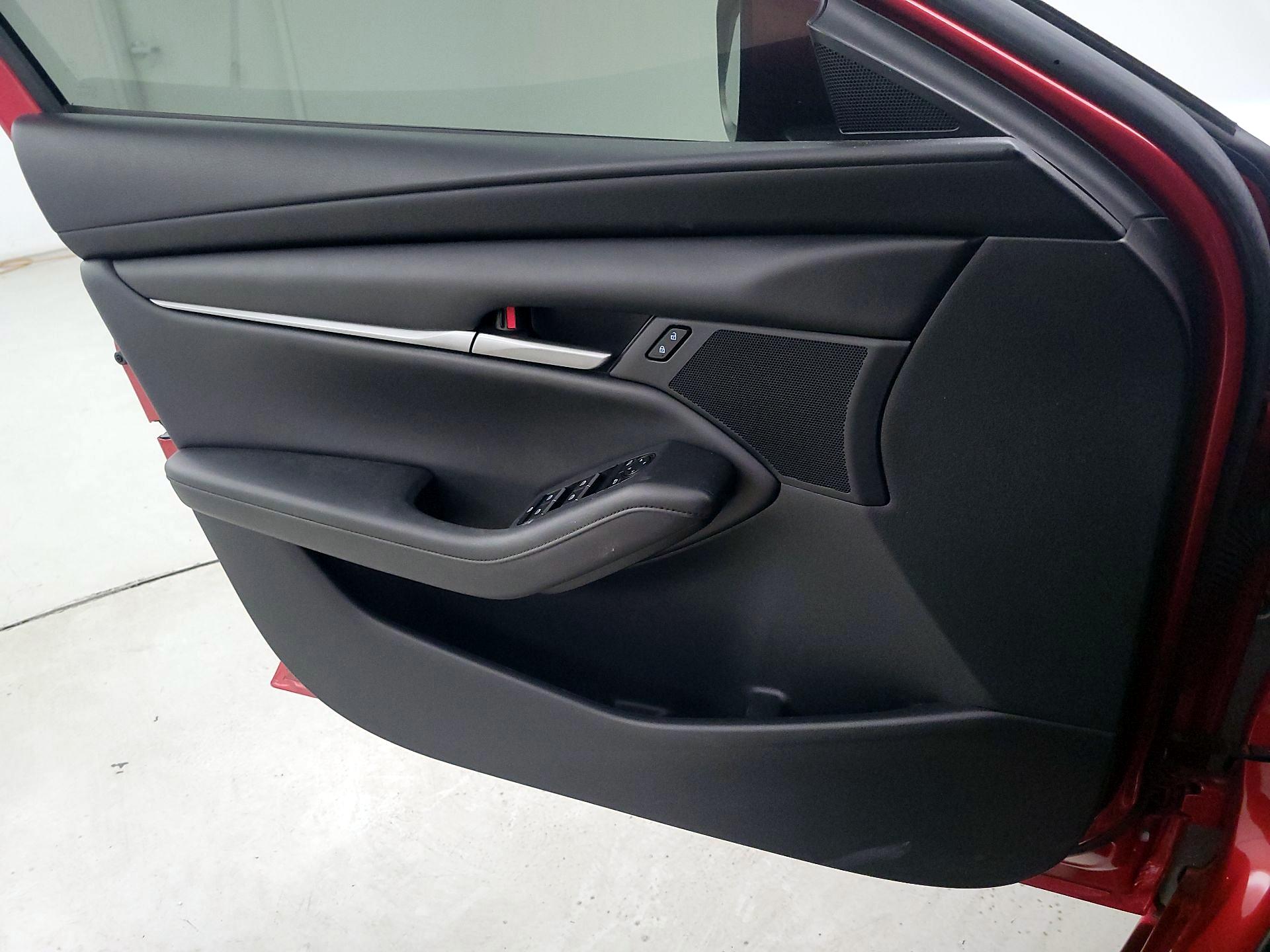 Thumbnail: 2020 Mazda Mazda3 - 12