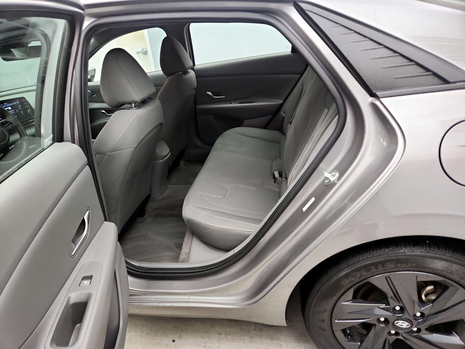 Thumbnail: 2023 Hyundai Elantra - 19