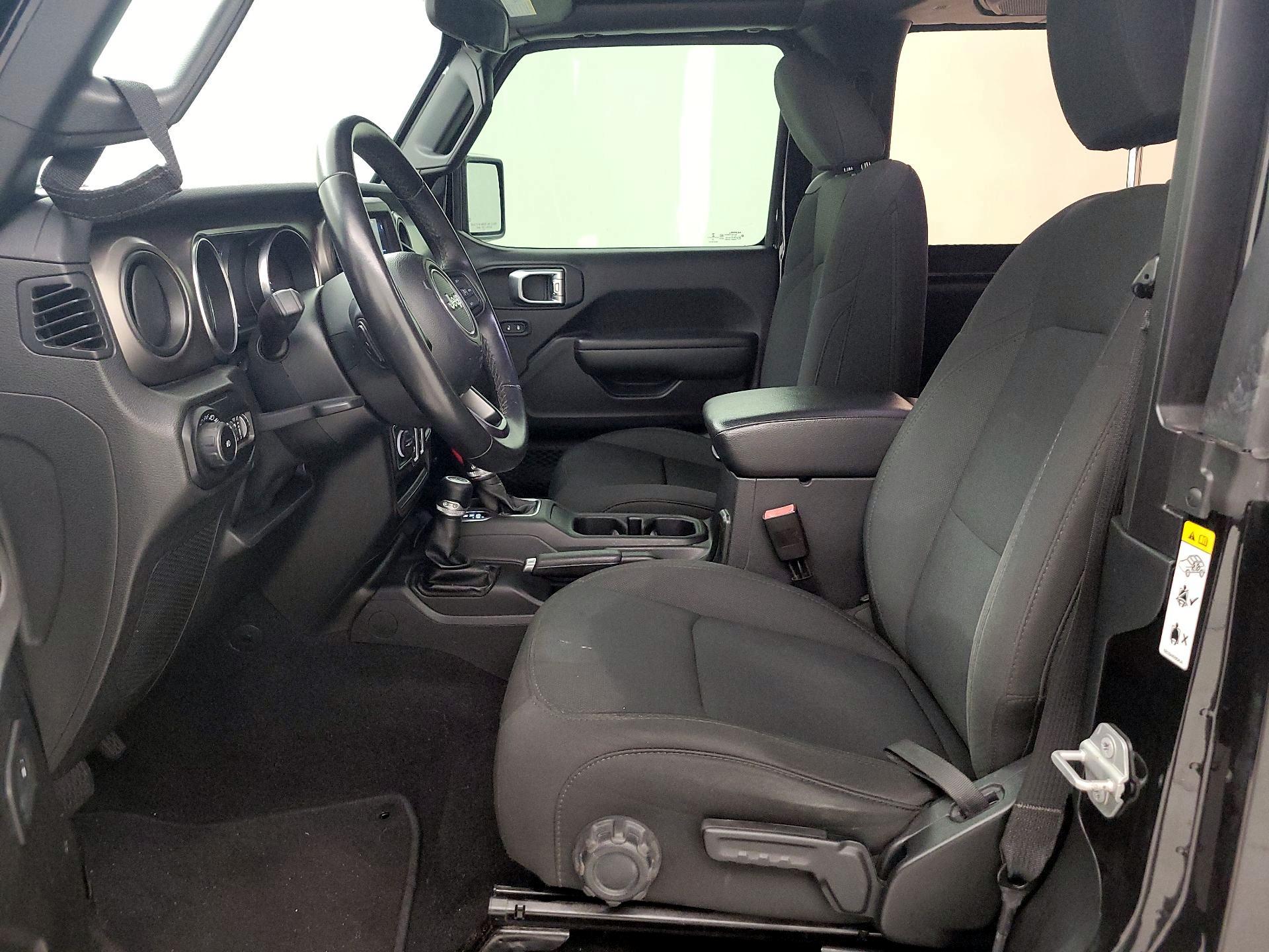 Thumbnail: 2020 Jeep Wrangler - 11