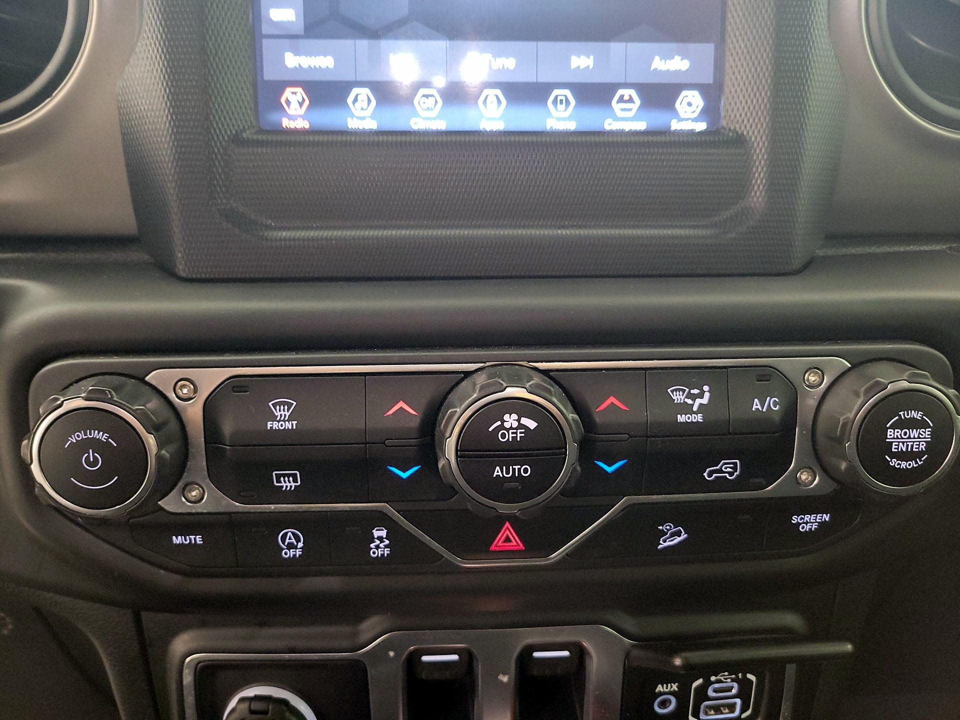 Thumbnail: 2020 Jeep Wrangler - 16