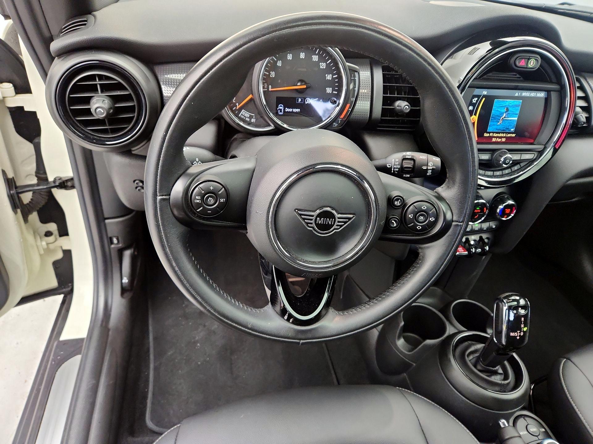 Thumbnail: 2021 MINI Cooper Hardtop - 10