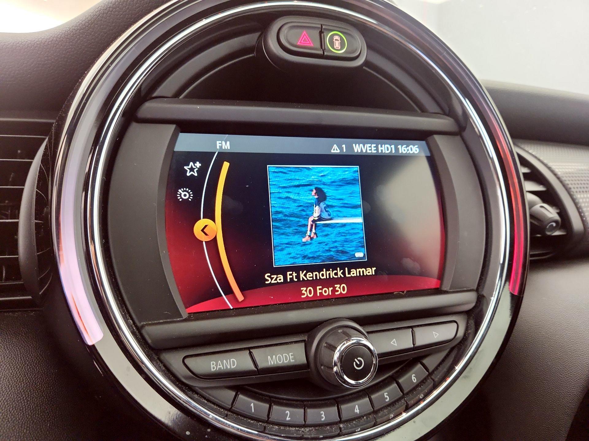 Thumbnail: 2021 MINI Cooper Hardtop - 15