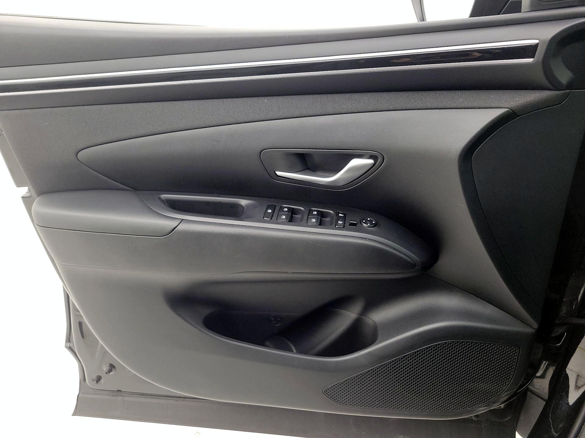 Thumbnail: 2023 Hyundai Tucson - 12