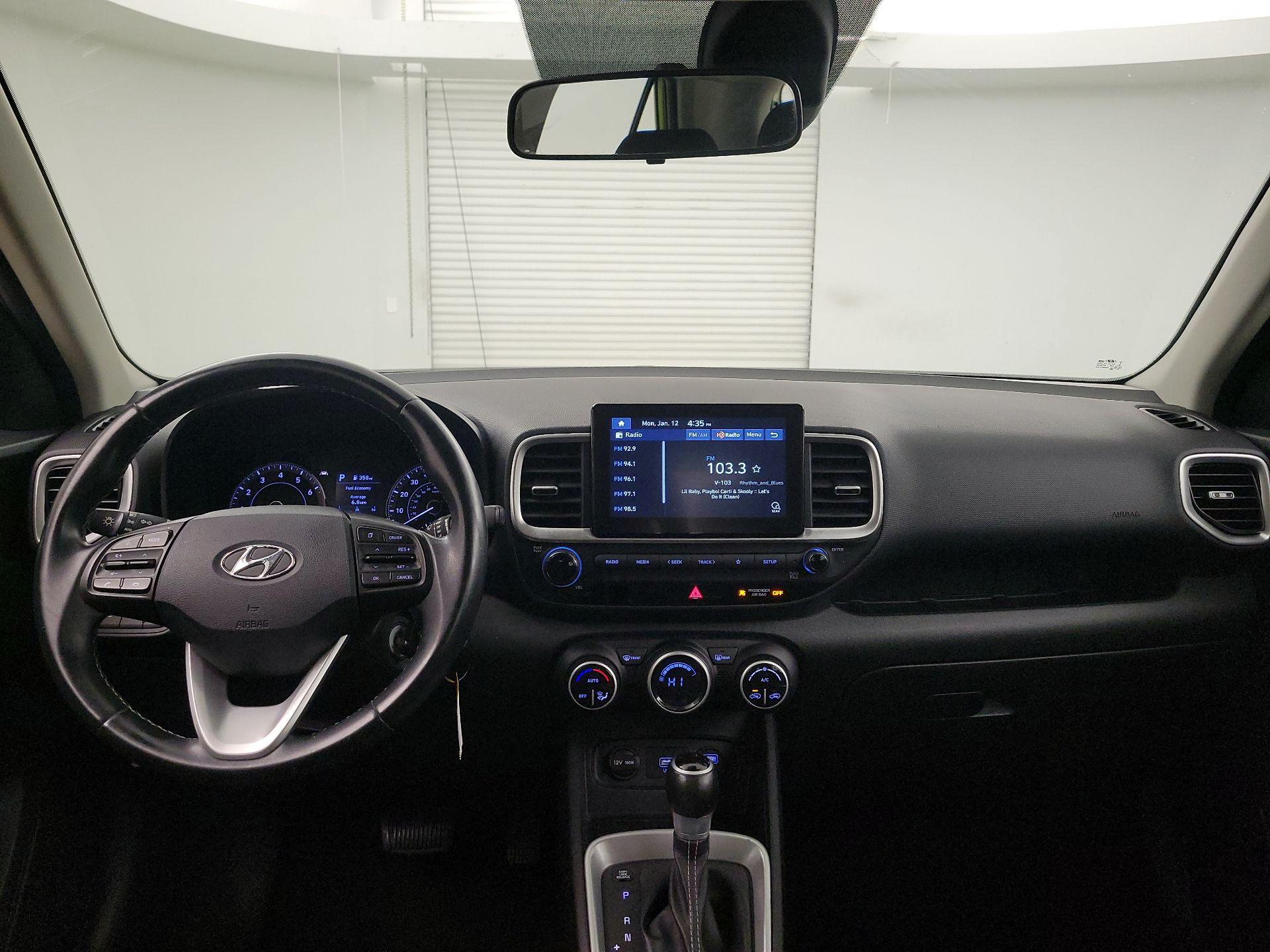 Thumbnail: 2021 Hyundai Venue - 9