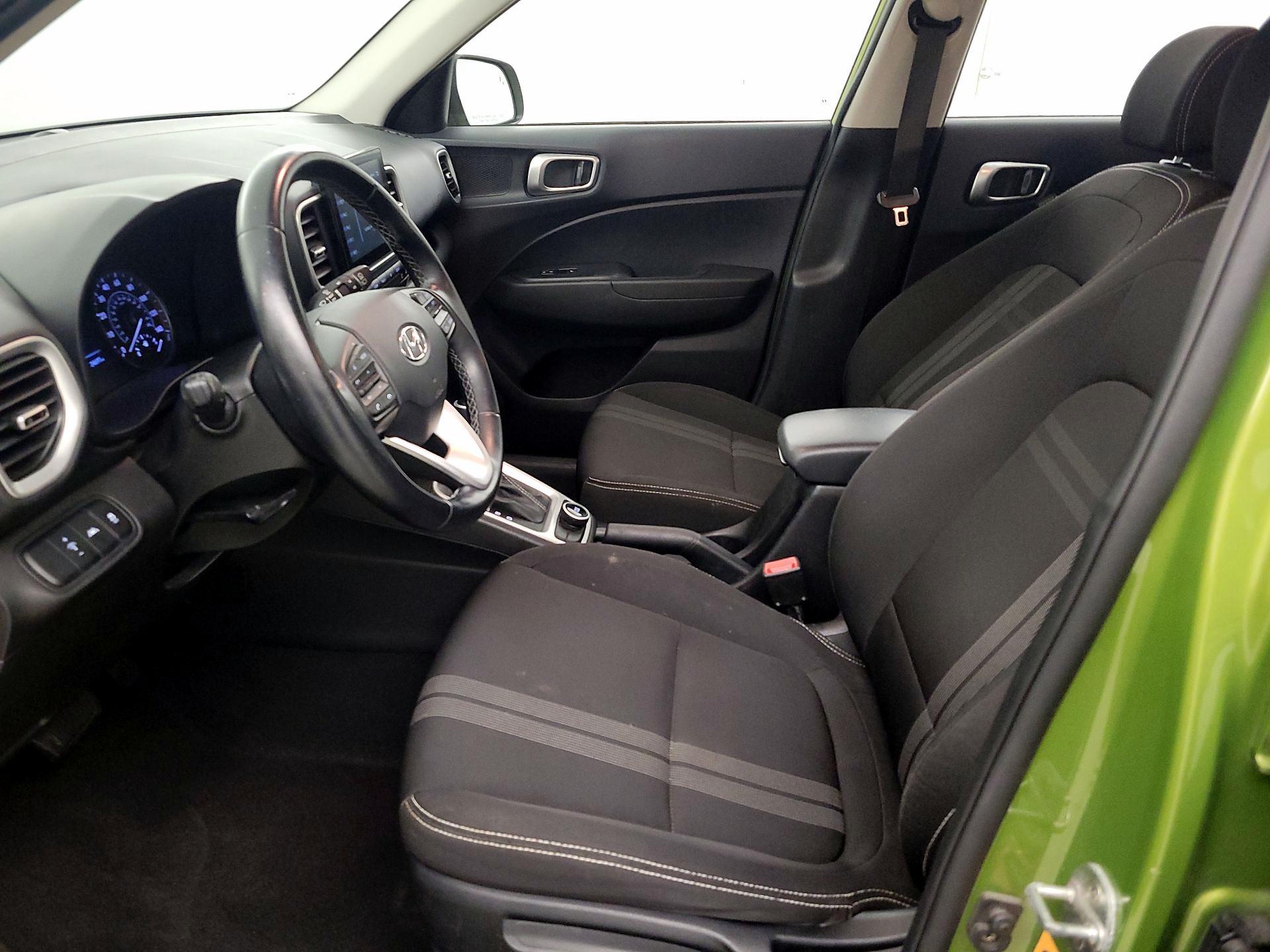 Thumbnail: 2021 Hyundai Venue - 11