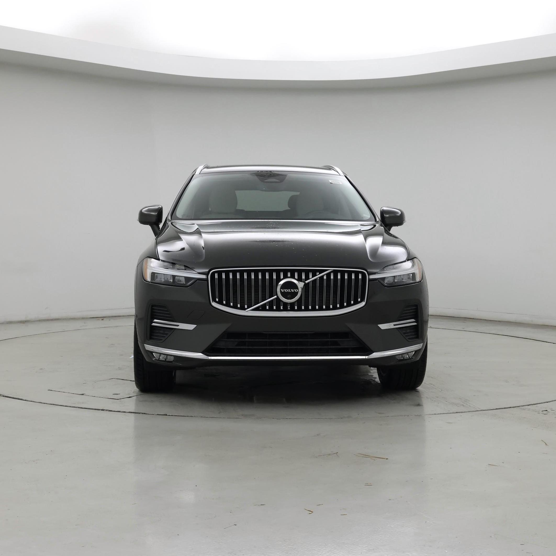 Thumbnail: 2022 Volvo XC60 - 5