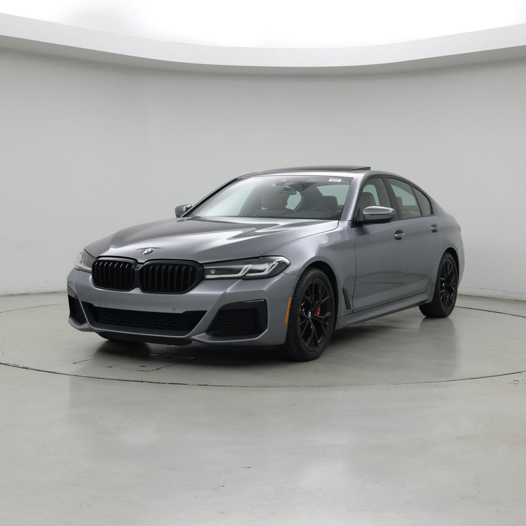 Thumbnail: 2023 BMW 5 Series - 4