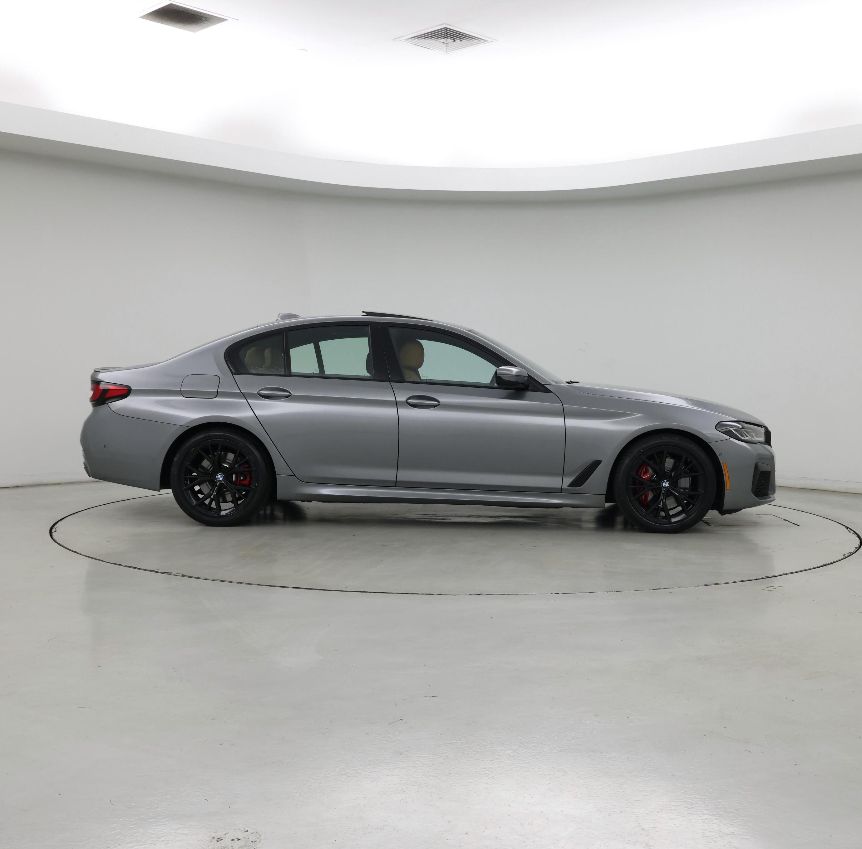 Thumbnail: 2023 BMW 5 Series - 7