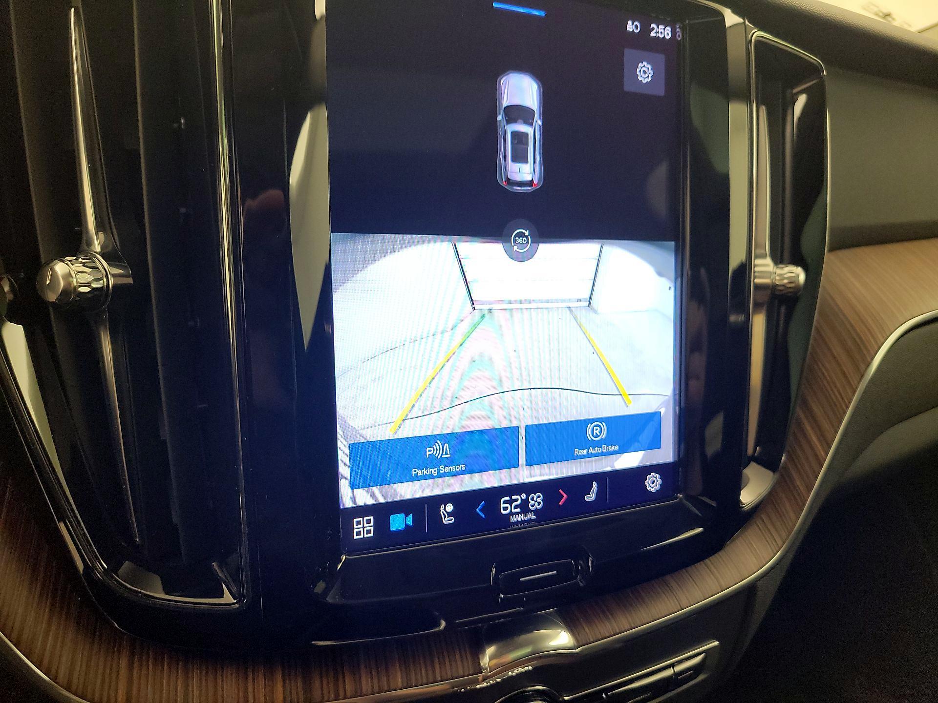 Thumbnail: 2023 Volvo XC60 - 15