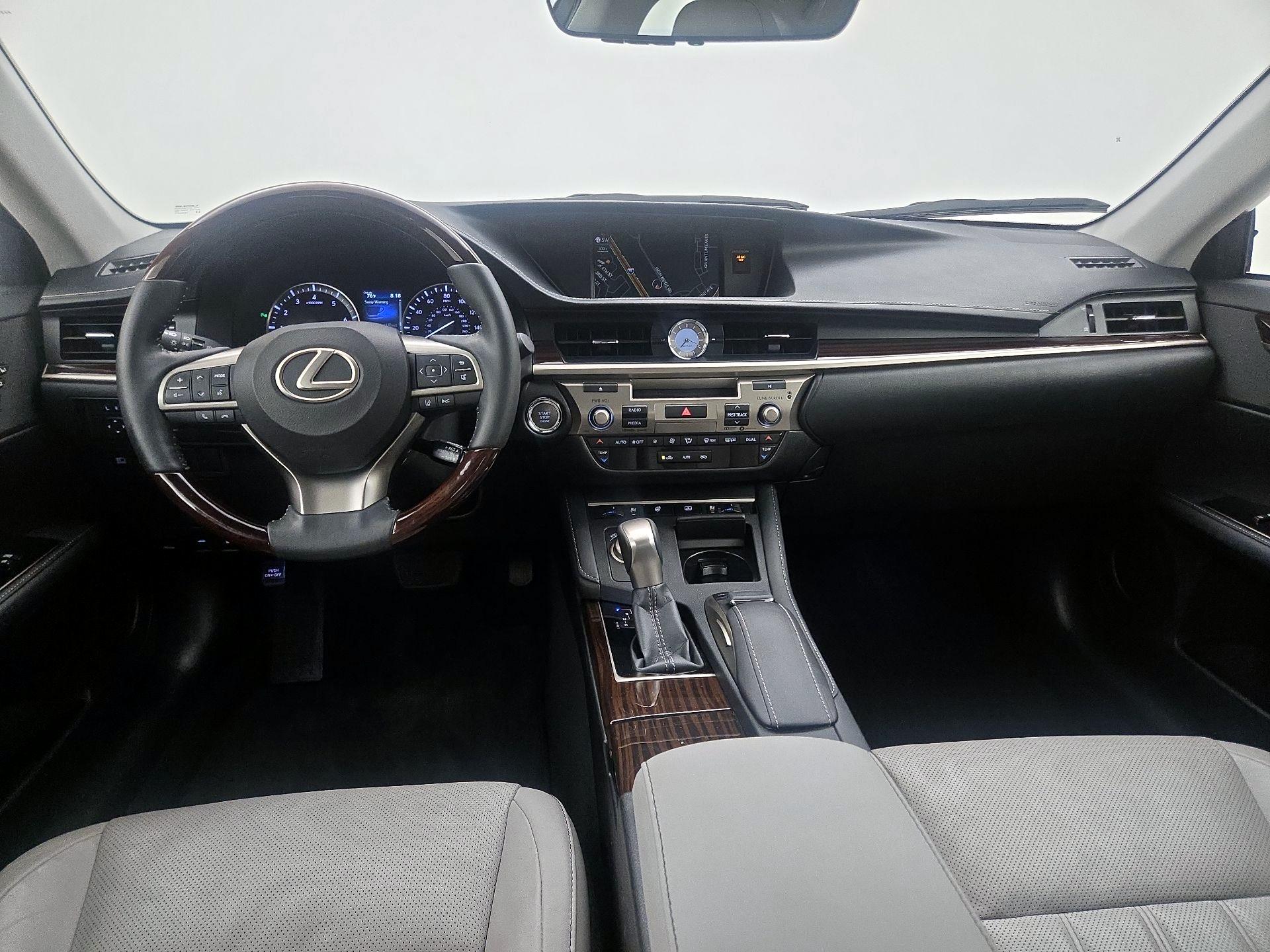 Thumbnail: 2017 Lexus ES - 9