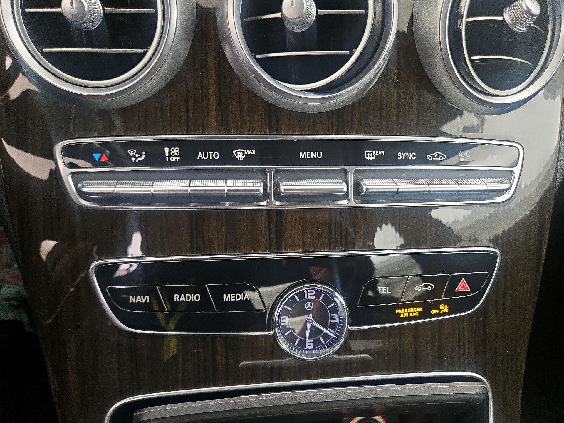 Thumbnail: 2020 Mercedes-Benz C-Class - 16