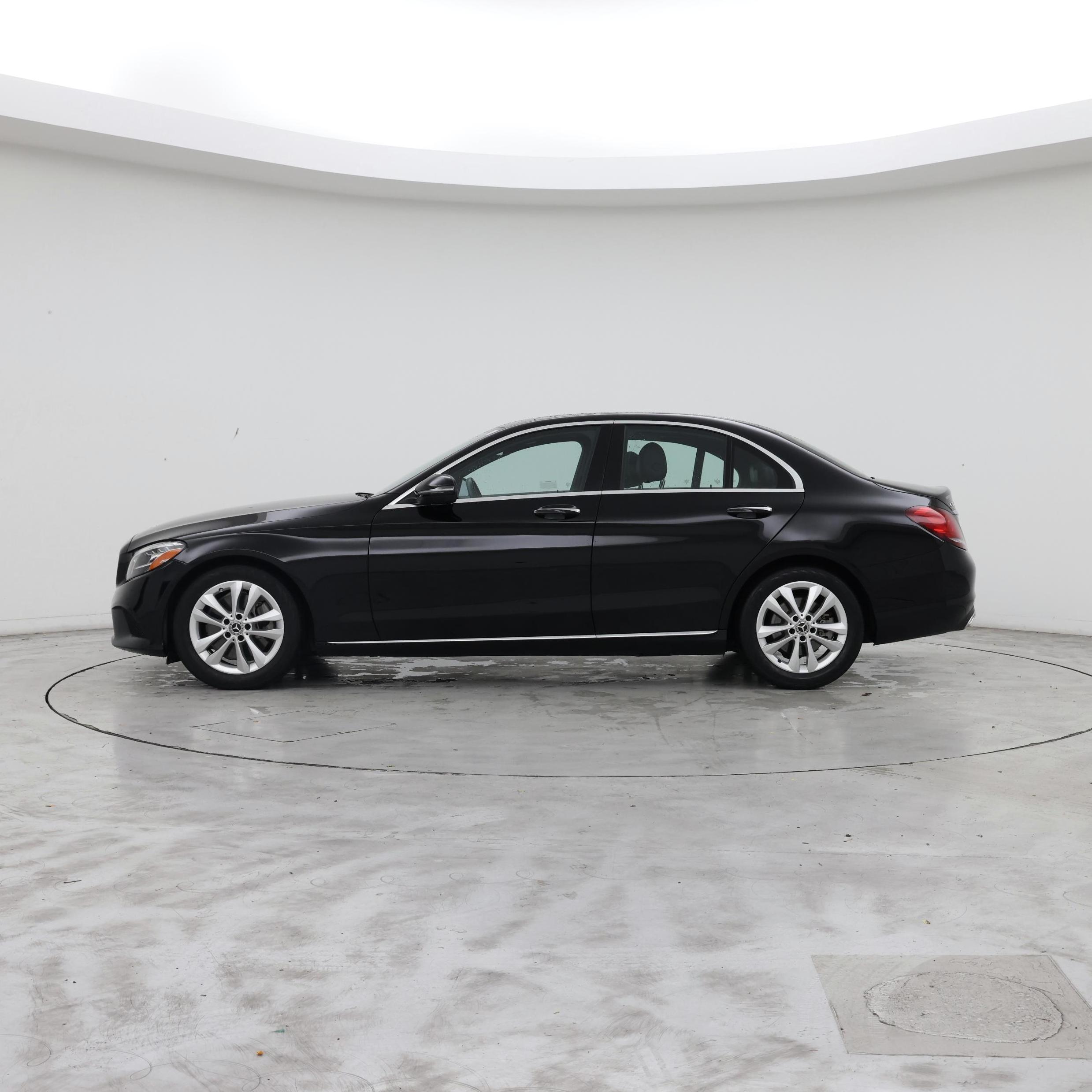 Thumbnail: 2020 Mercedes-Benz C-Class - 3