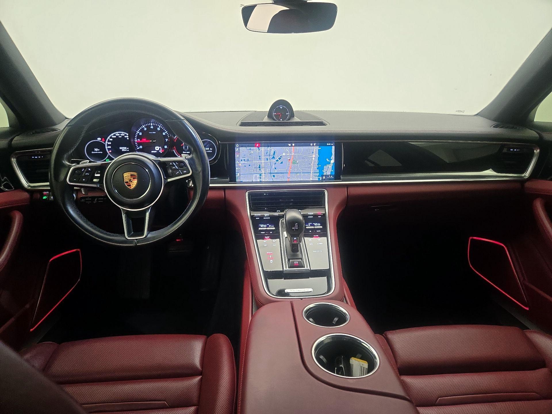 Thumbnail: 2018 Porsche Panamera - 9