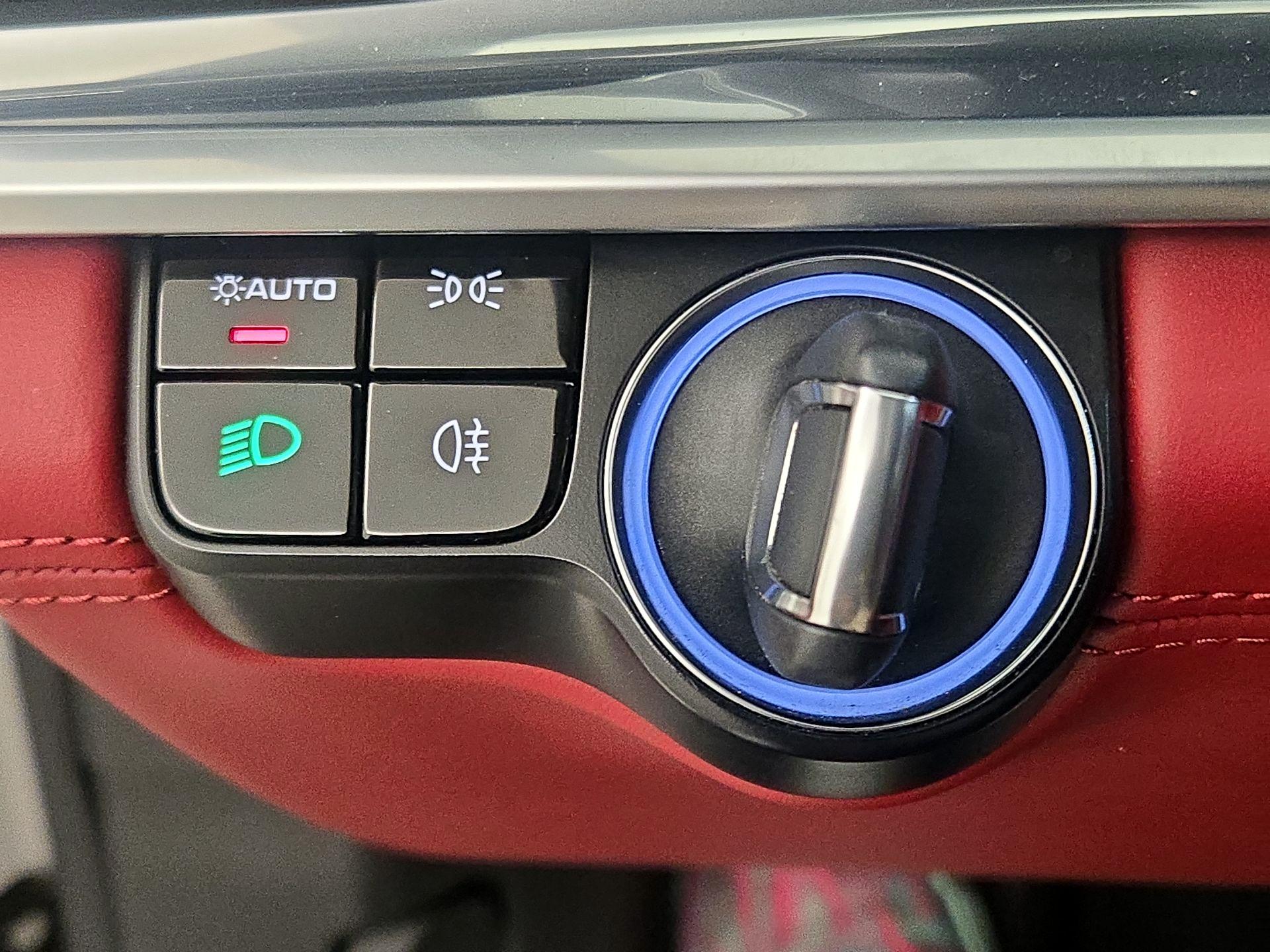 Thumbnail: 2018 Porsche Panamera - 13