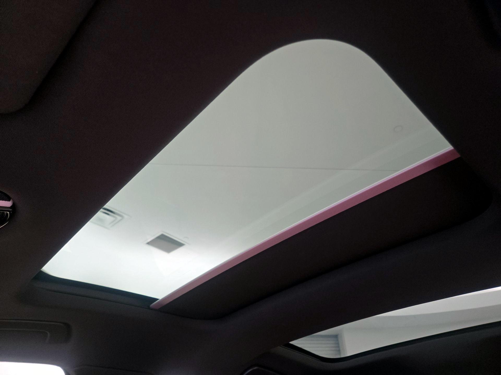 Thumbnail: 2018 Porsche Panamera - 20