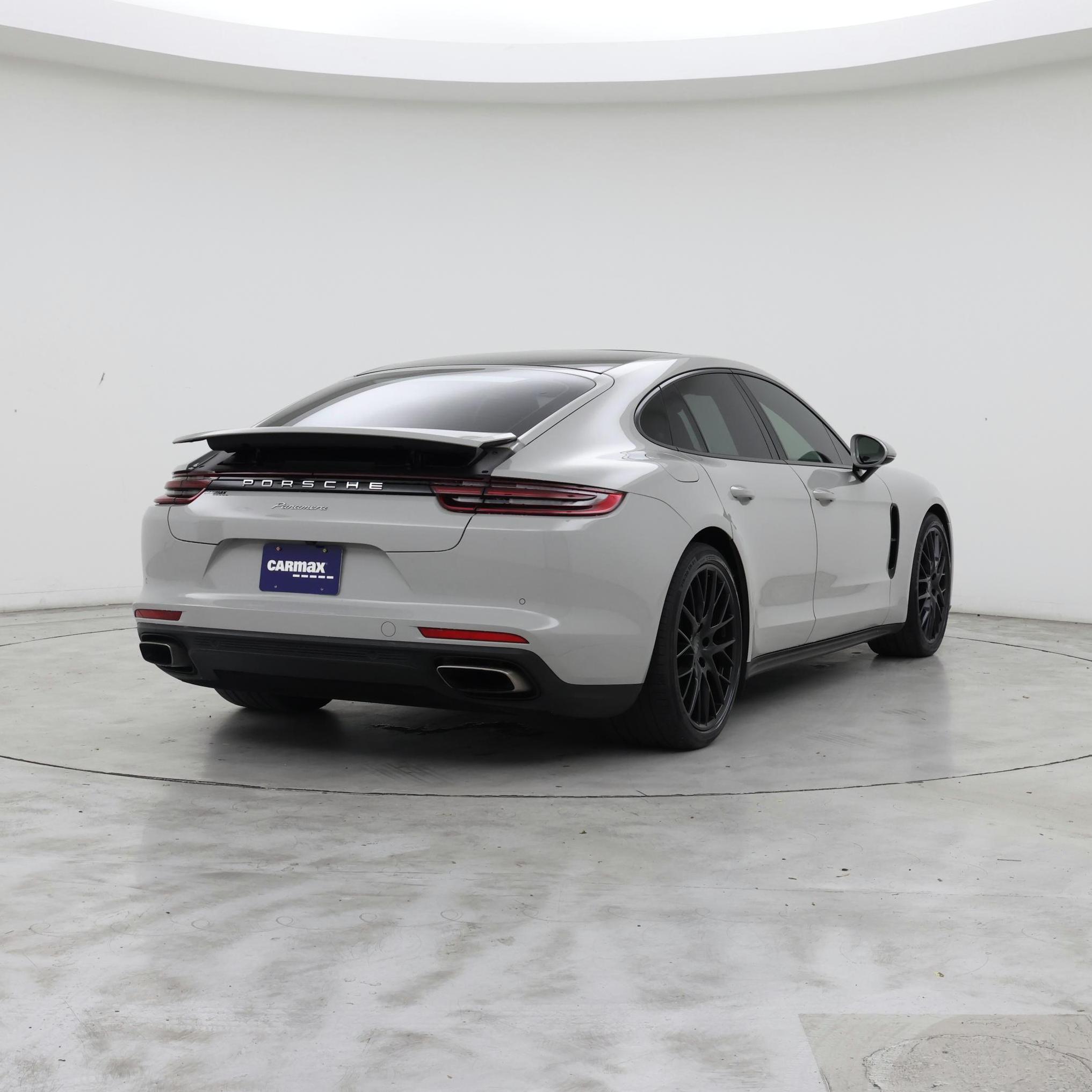 Thumbnail: 2018 Porsche Panamera - 8