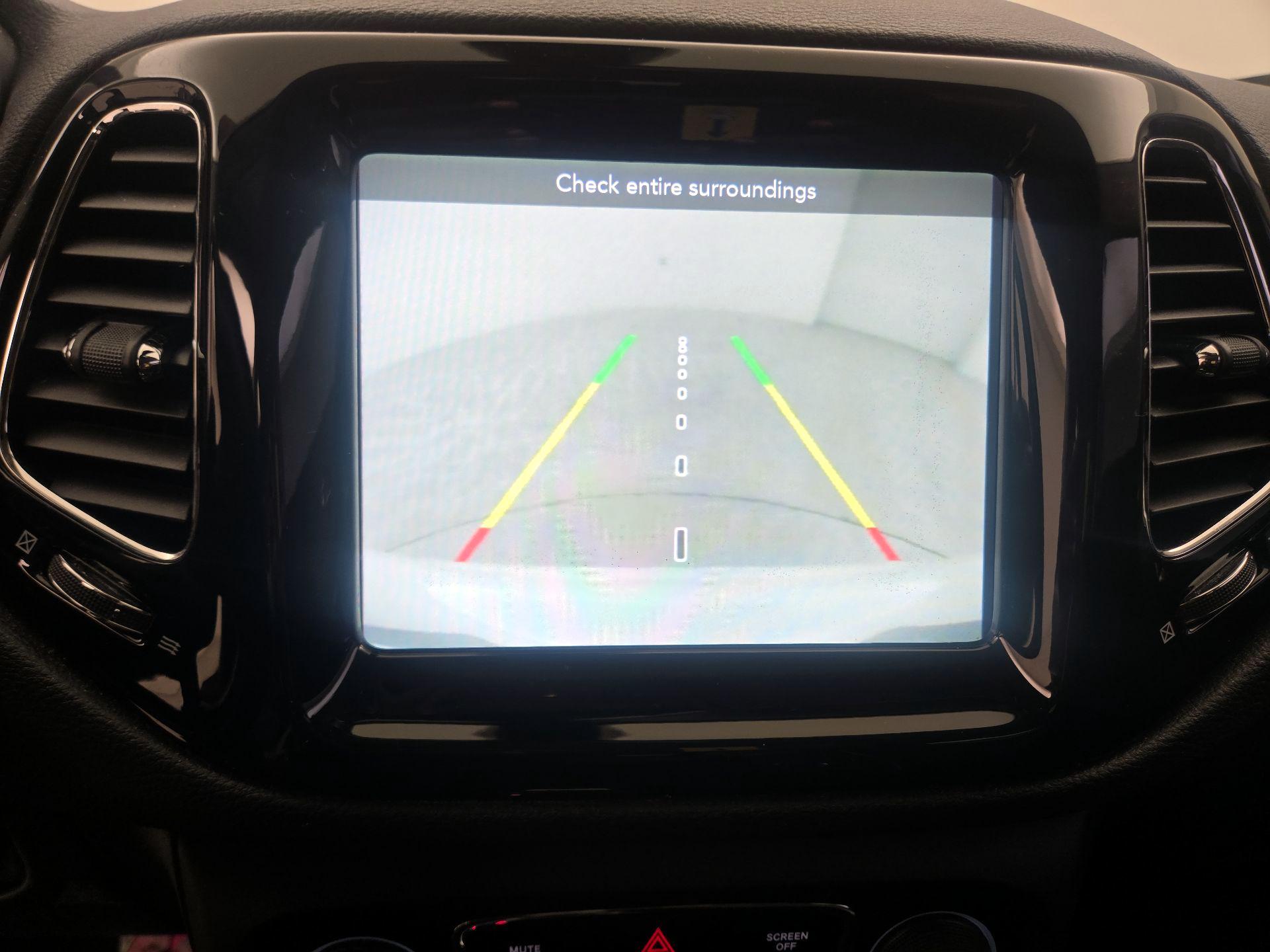 Thumbnail: 2020 Jeep Compass - 14