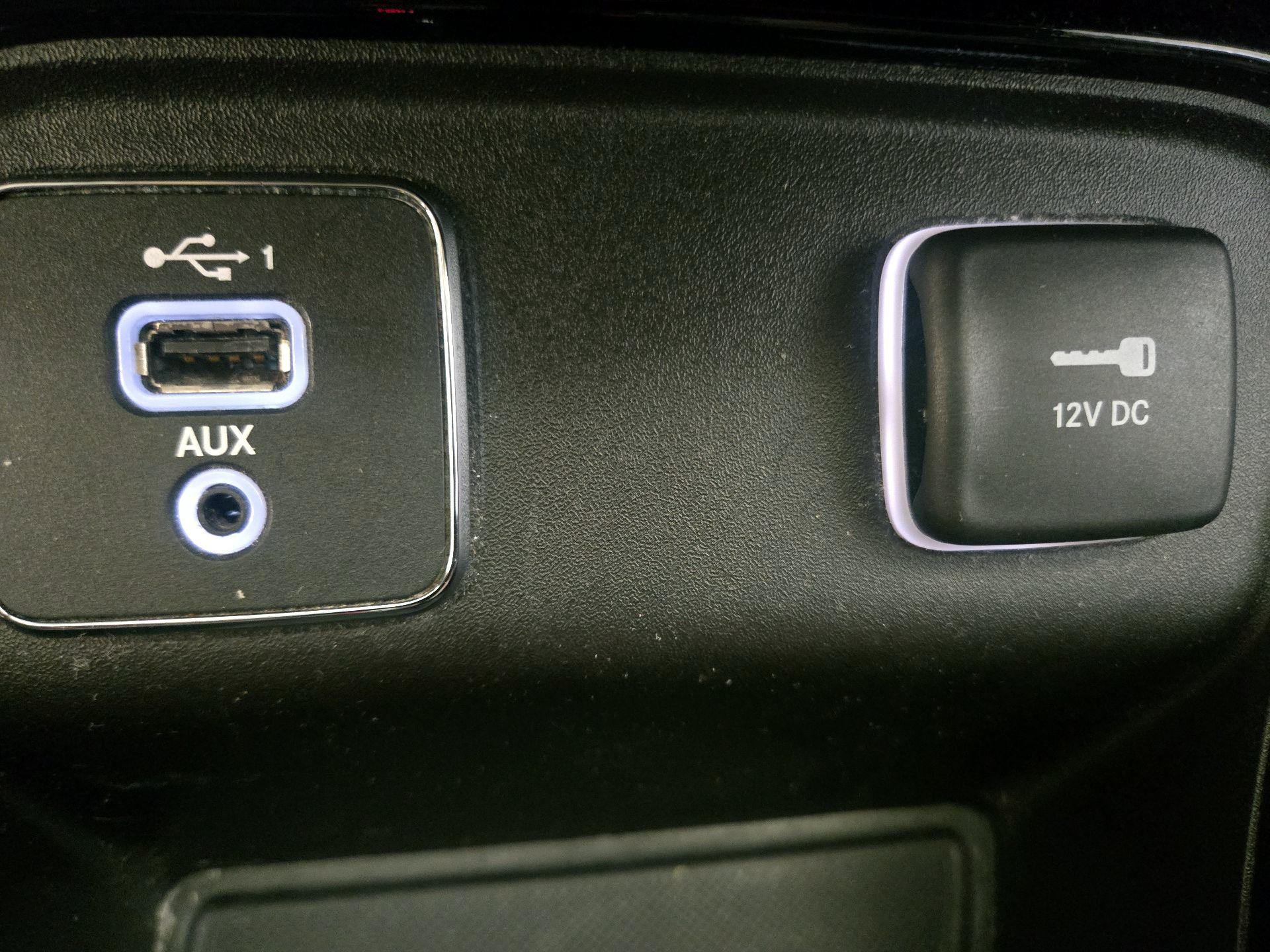 Thumbnail: 2020 Jeep Compass - 18