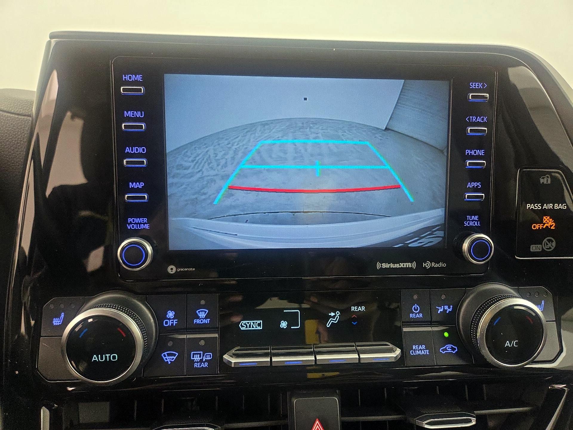 Thumbnail: 2020 Toyota Highlander - 14