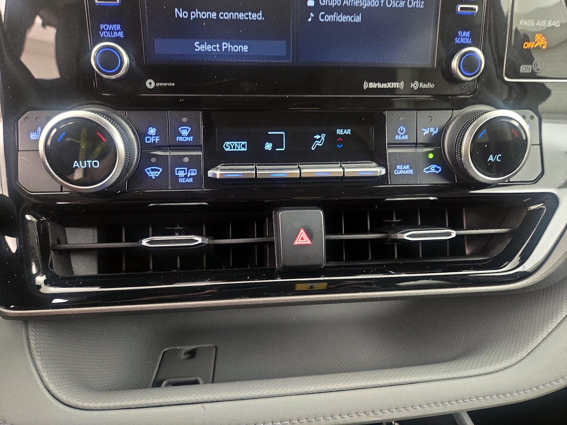 Thumbnail: 2020 Toyota Highlander - 16