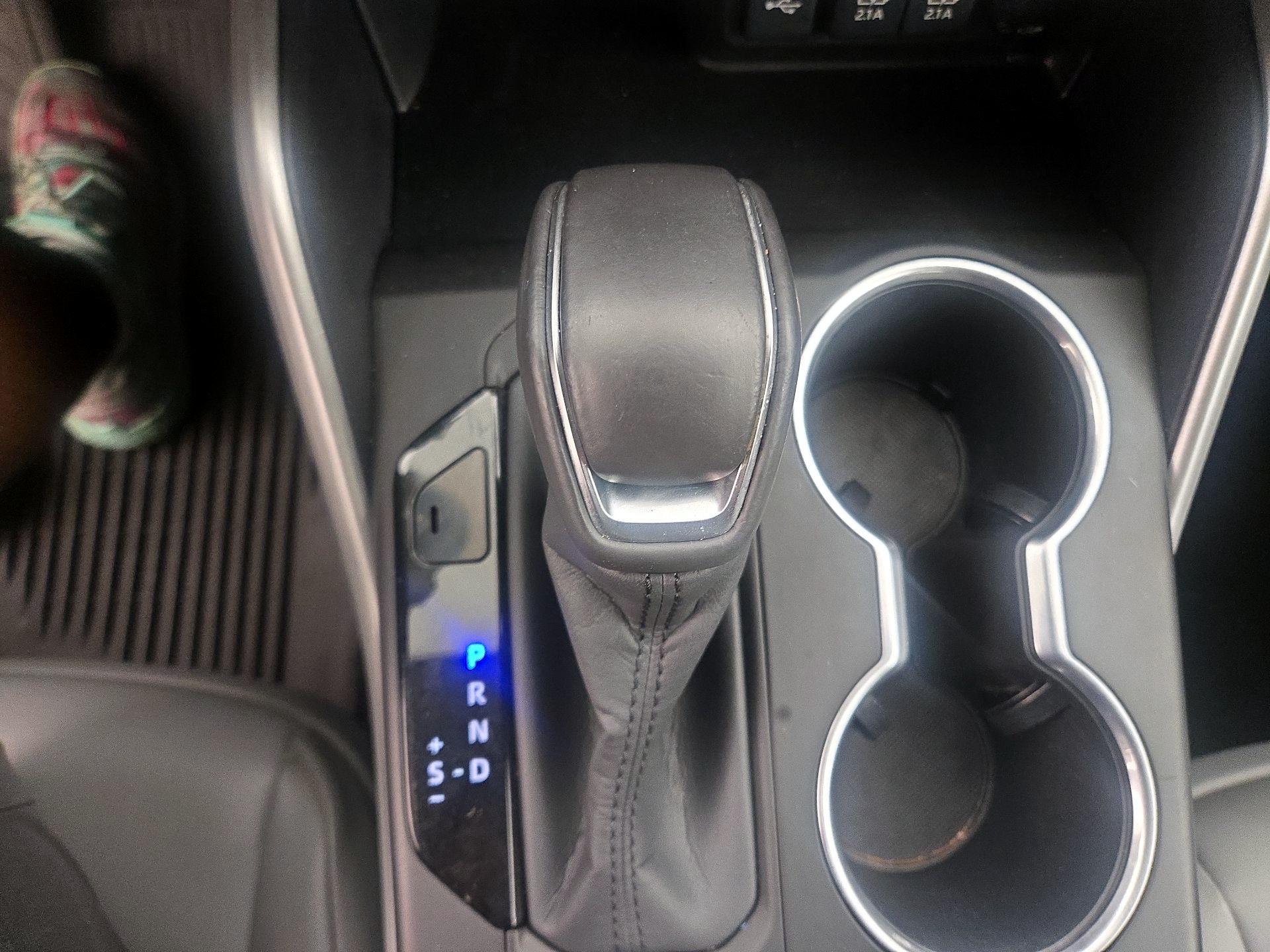 Thumbnail: 2020 Toyota Highlander - 17