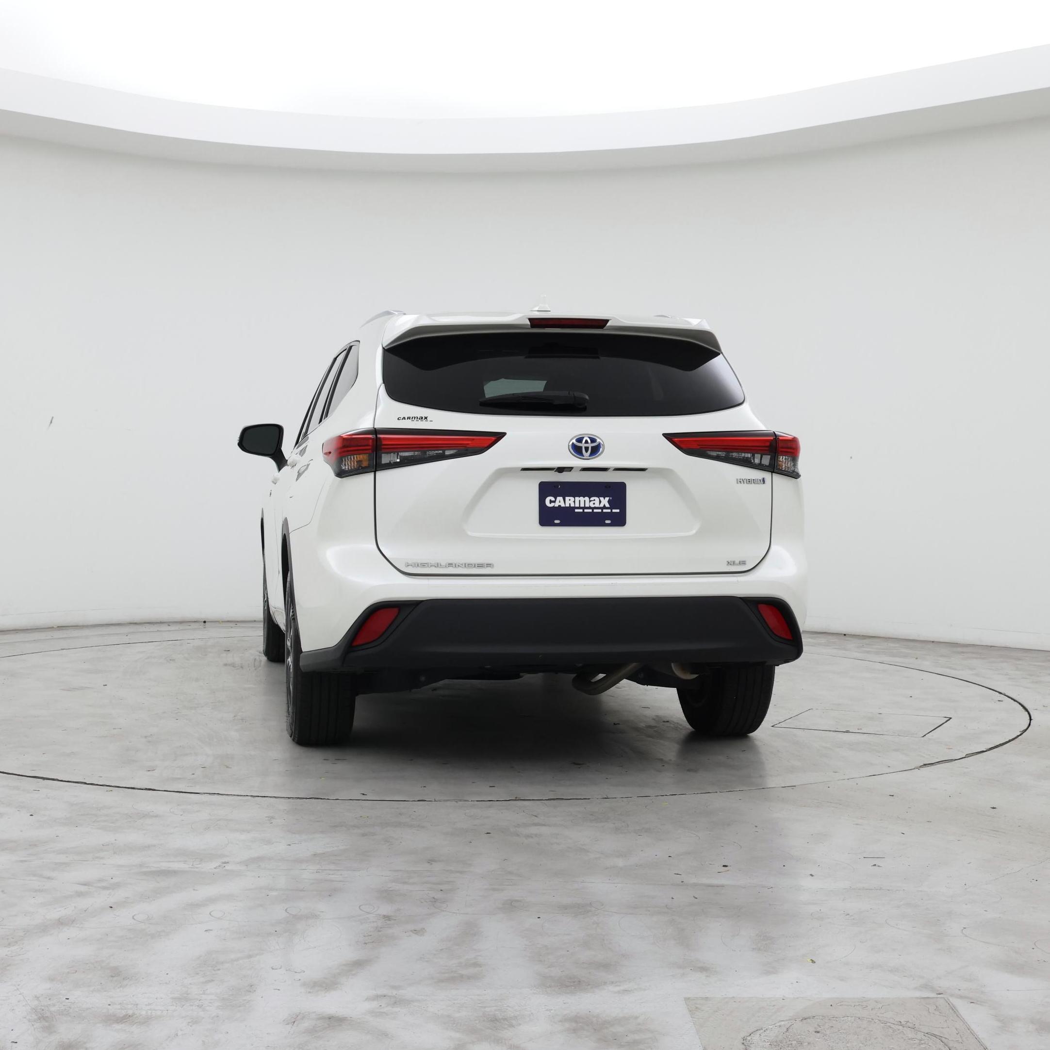 Thumbnail: 2020 Toyota Highlander - 6